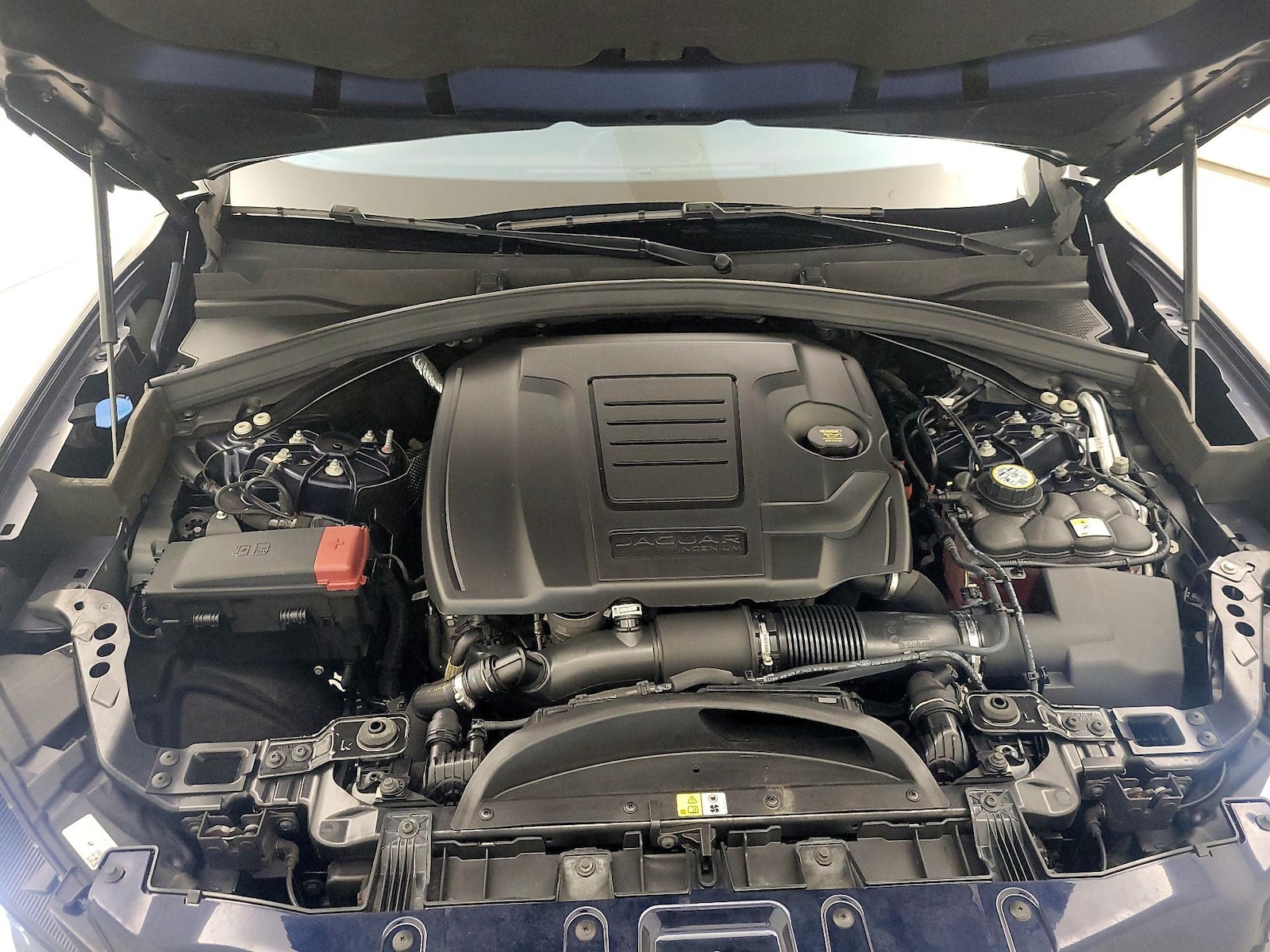 2021 Jaguar F-Pace S - Photo 24