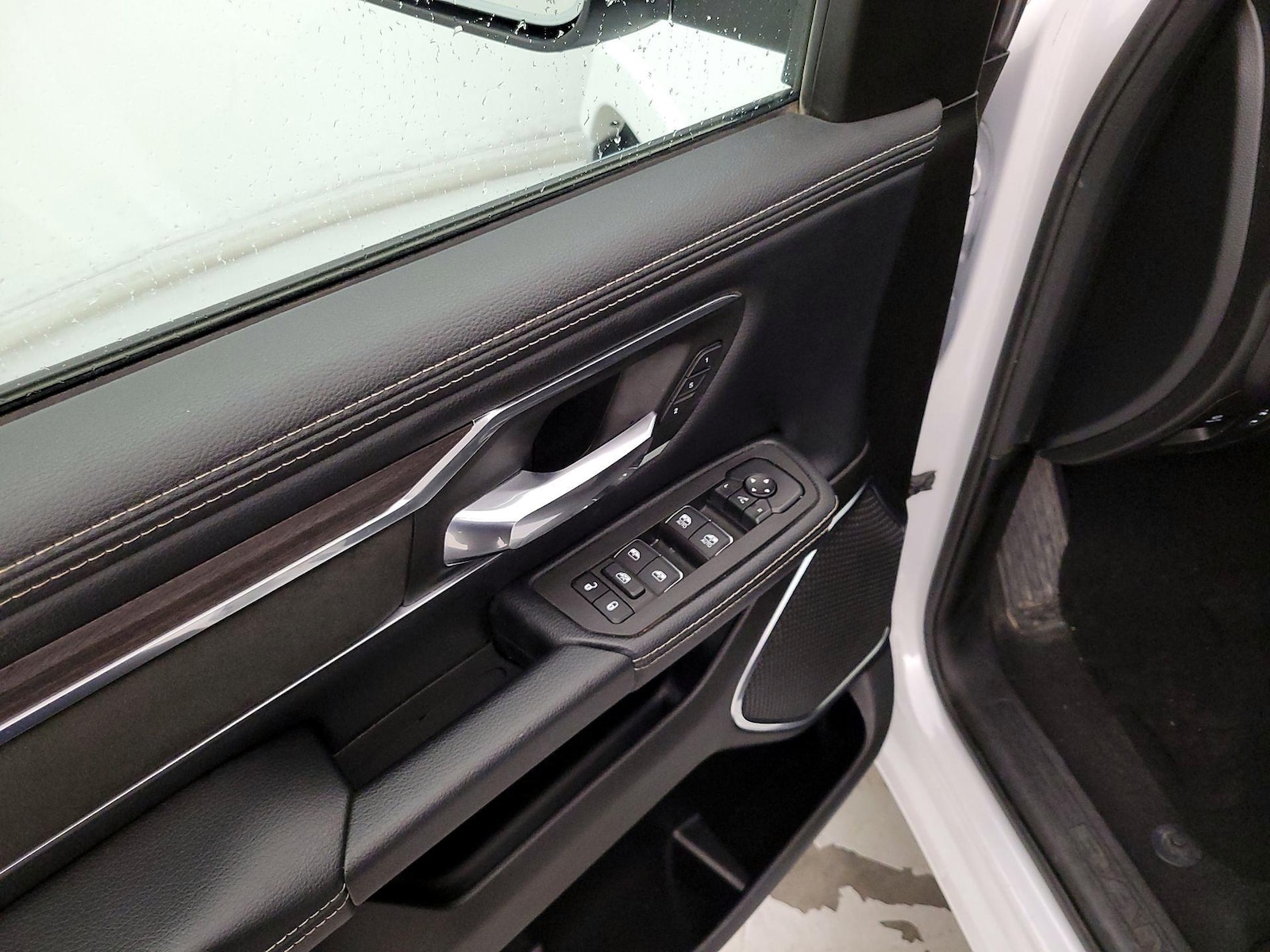 2026 RAM Ram 1500 Pickup Laramie - Photo 13