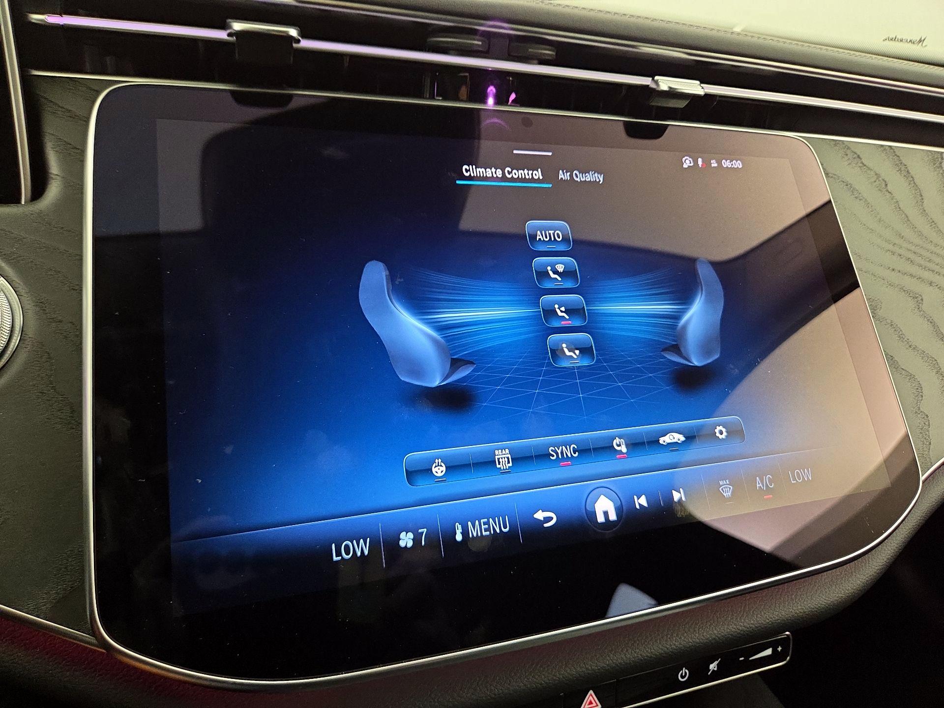 Thumbnail: 2024 Mercedes-Benz E-Class - 17