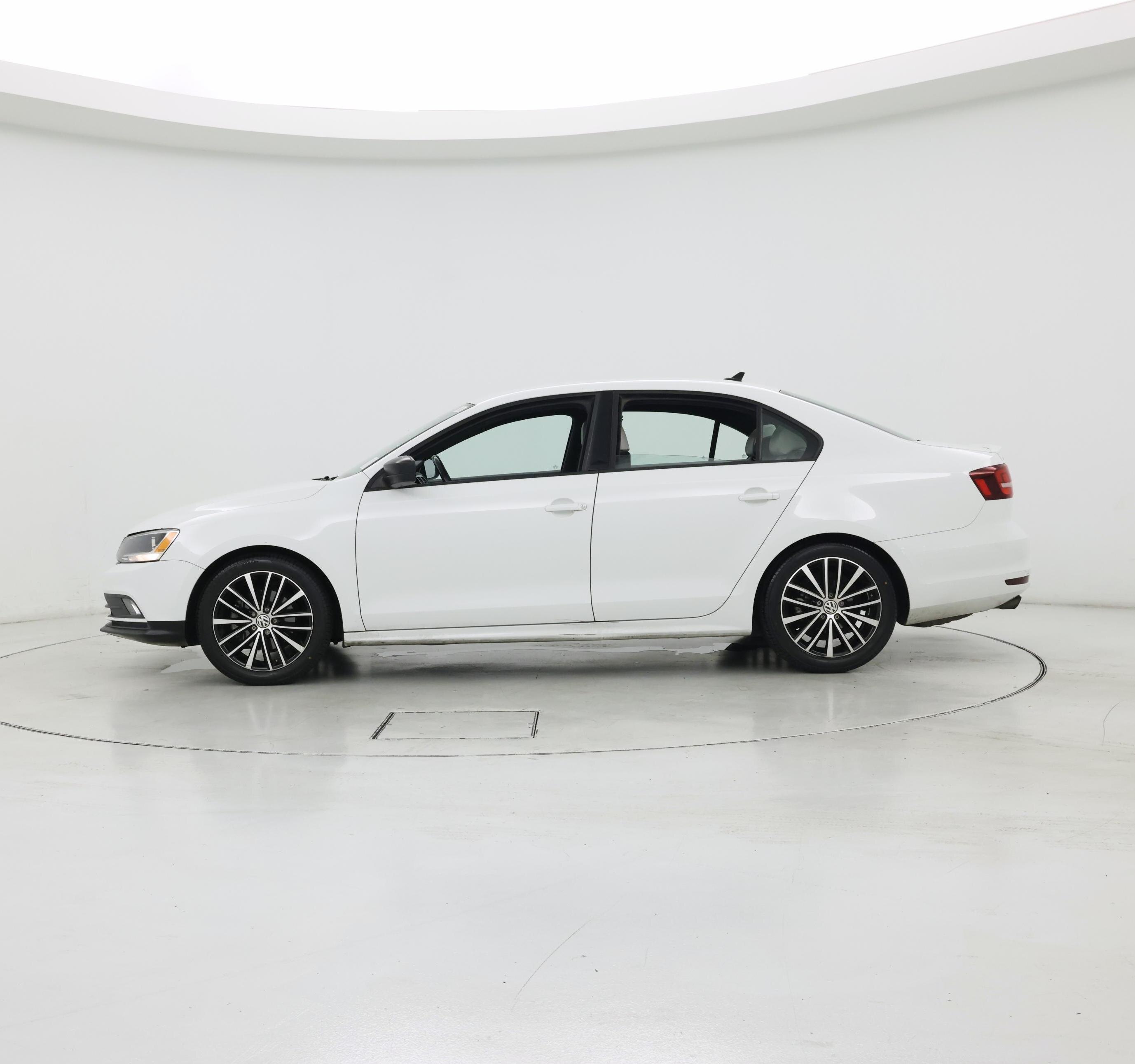 Thumbnail: 2016 Volkswagen Jetta - 3