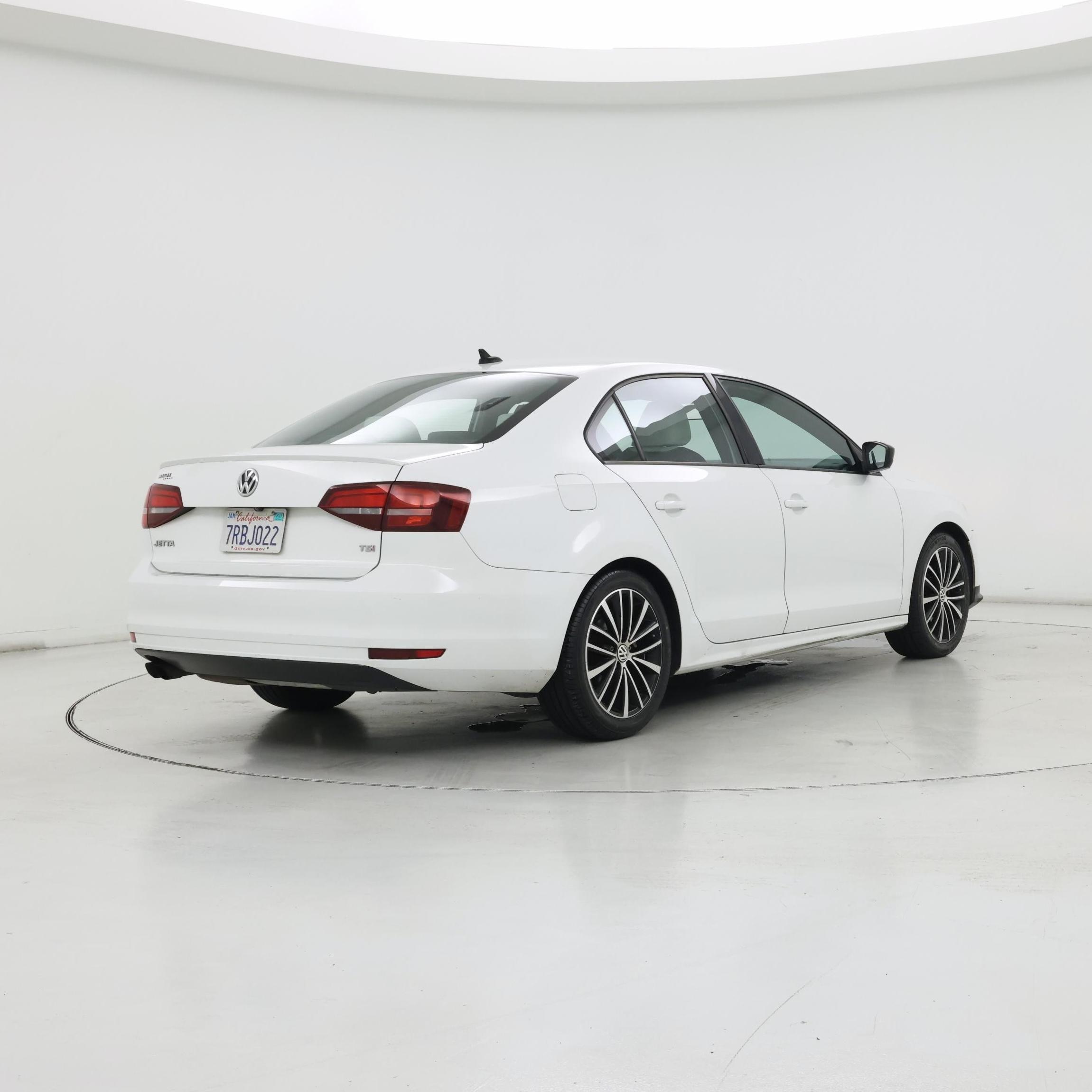 Thumbnail: 2016 Volkswagen Jetta - 8