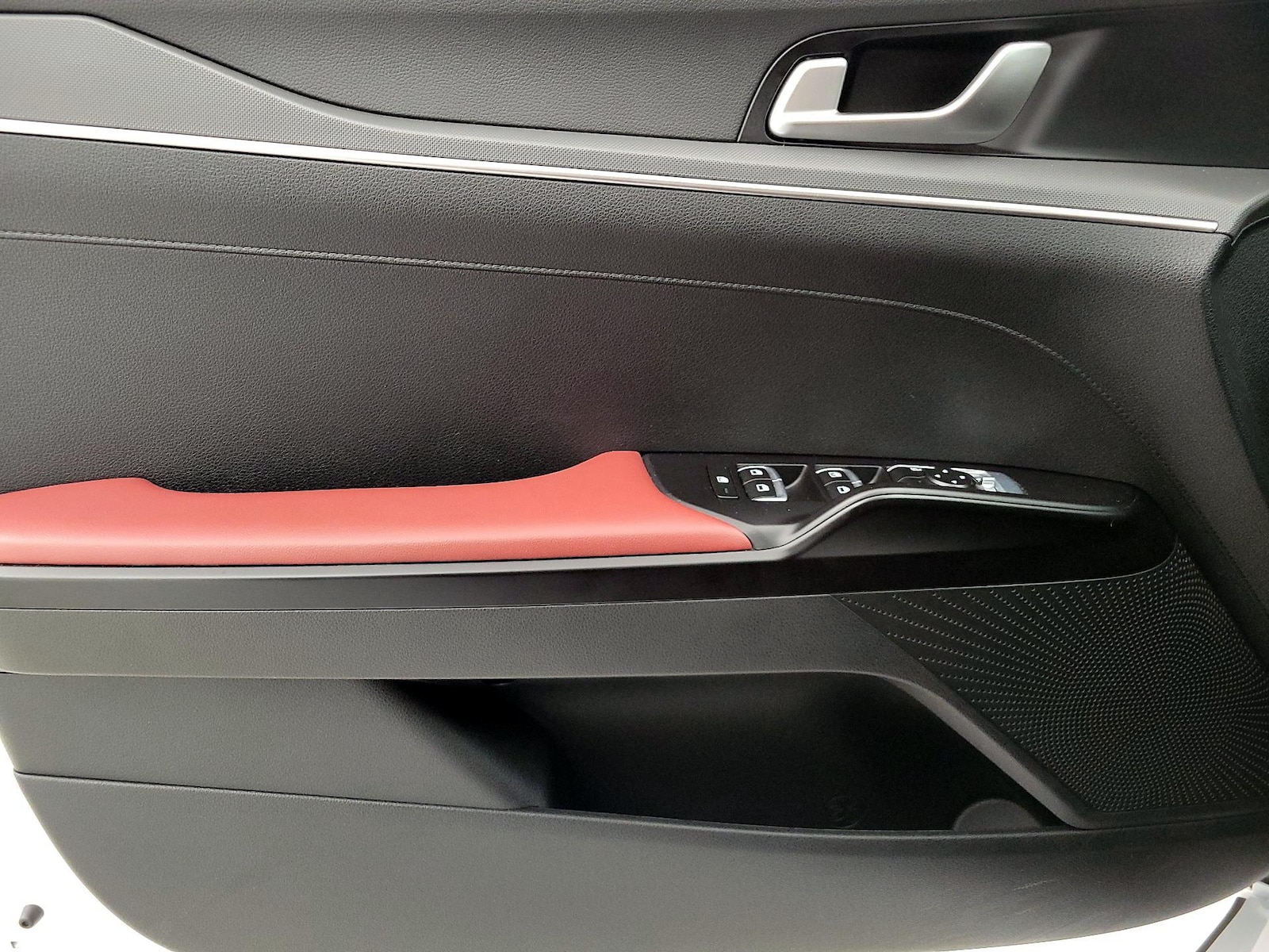 2024 Kia K5 GT-Line - Photo 11