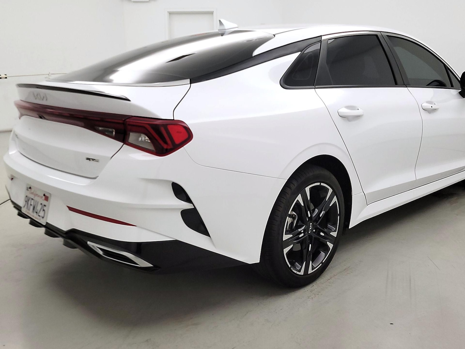 2024 Kia K5 GT-Line - Photo 5