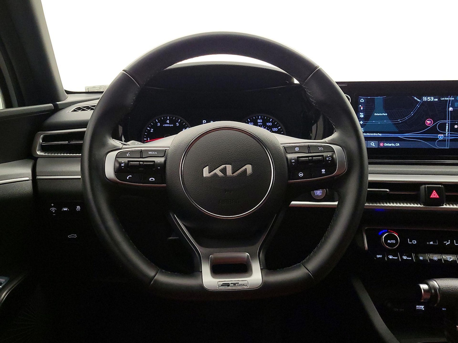 2024 Kia K5 GT-Line - Photo 9