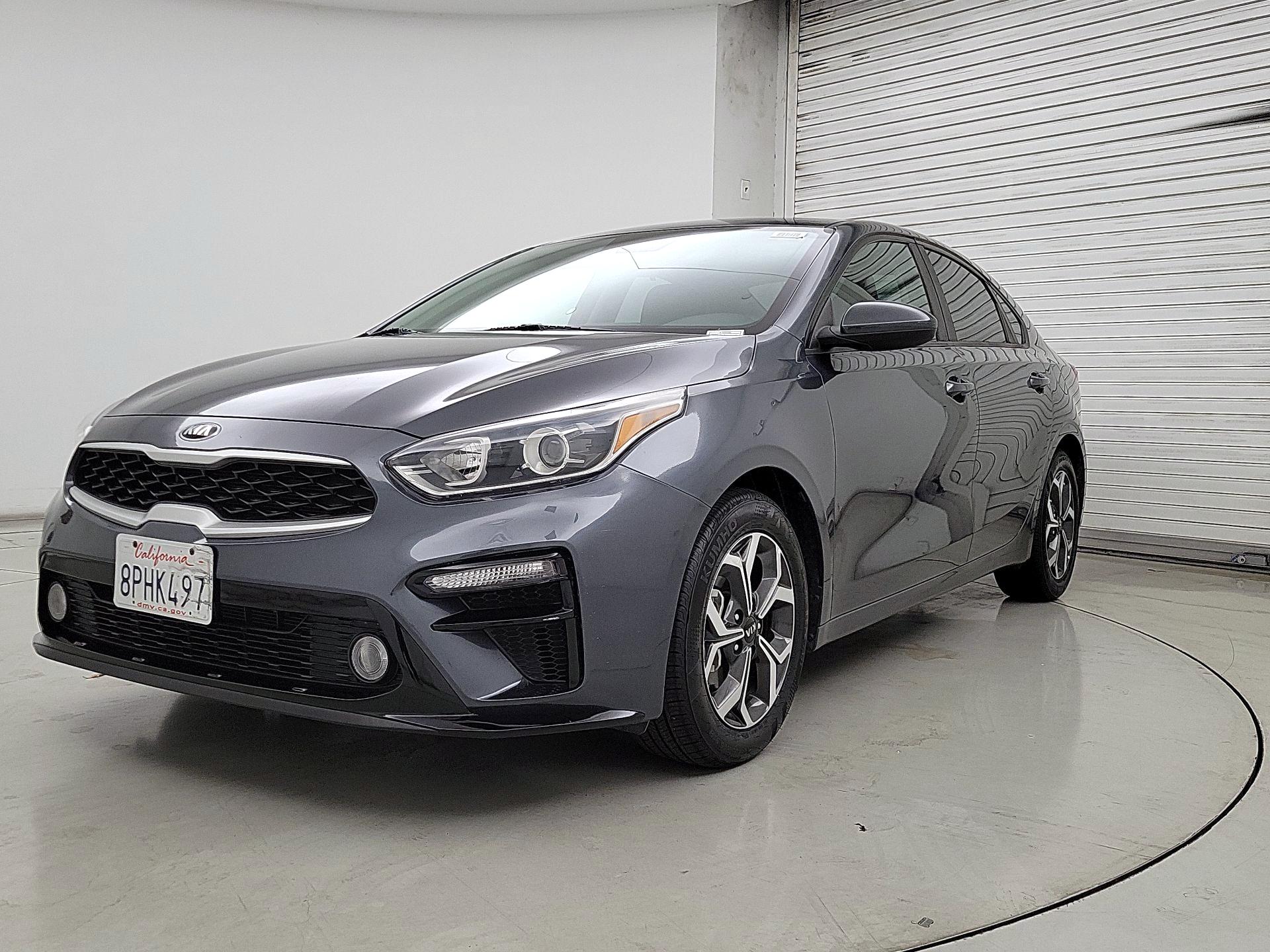 Thumbnail: 2020 Kia Forte - 3