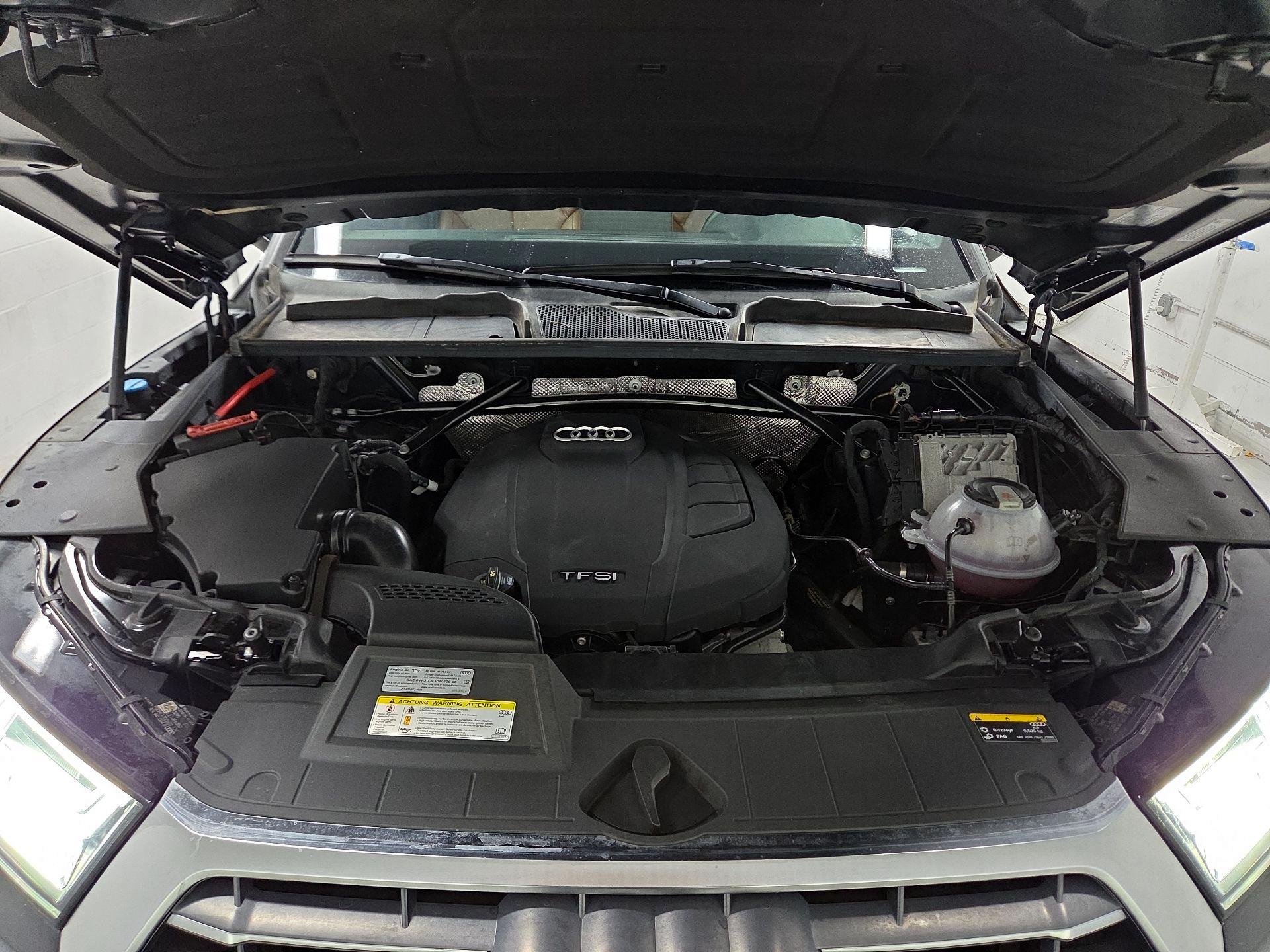 Thumbnail: 2019 Audi Q5 - 15