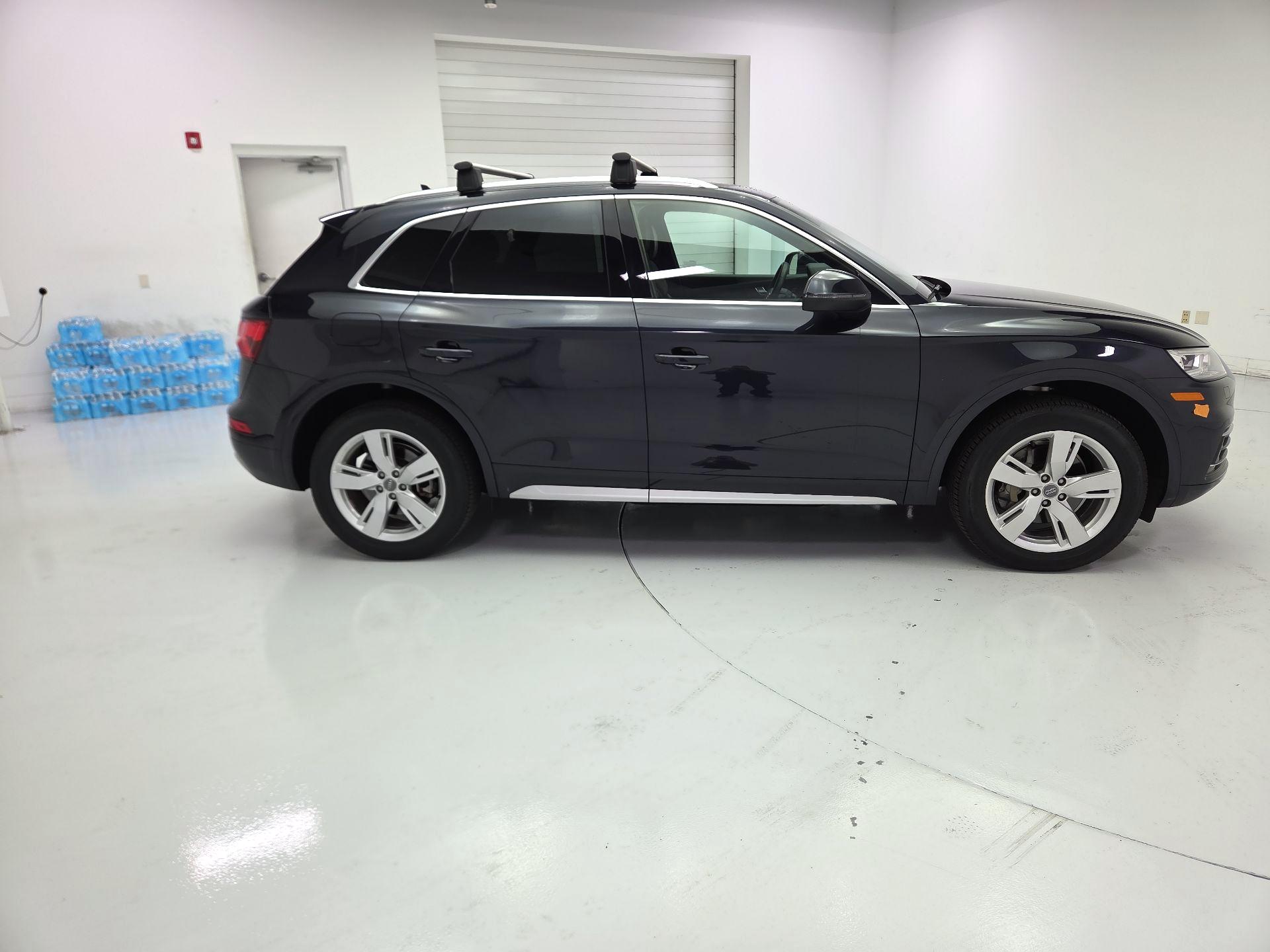 Thumbnail: 2019 Audi Q5 - 4