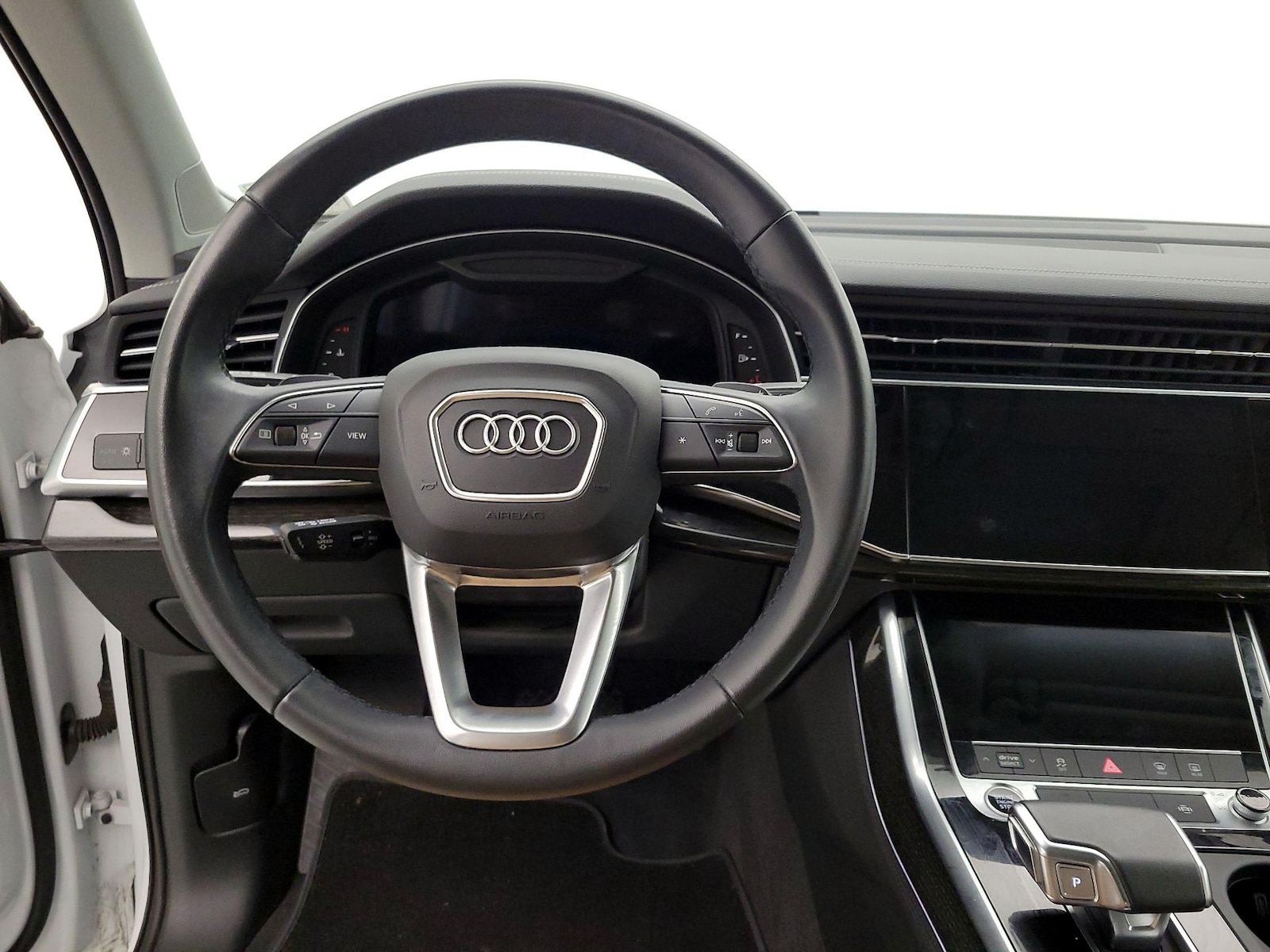 2023 Audi Q7 Premium Plus - Photo 11