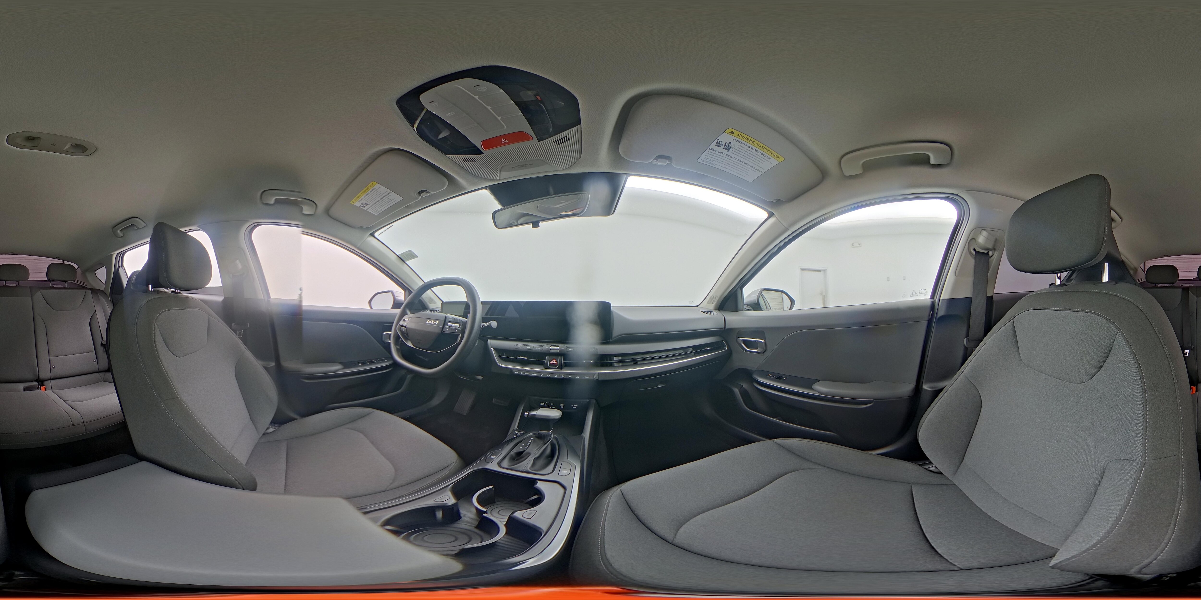 2025 Kia K4 LXS - Photo 24