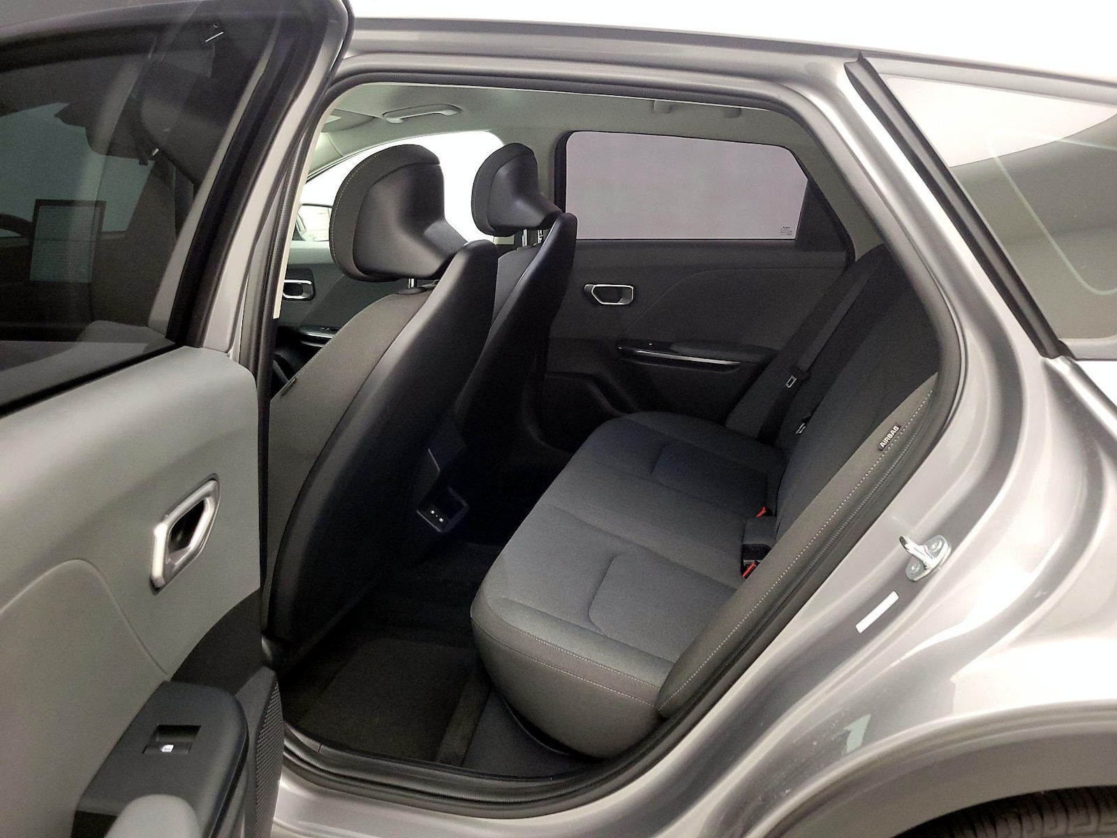 2025 Kia K4 LXS - Photo 20