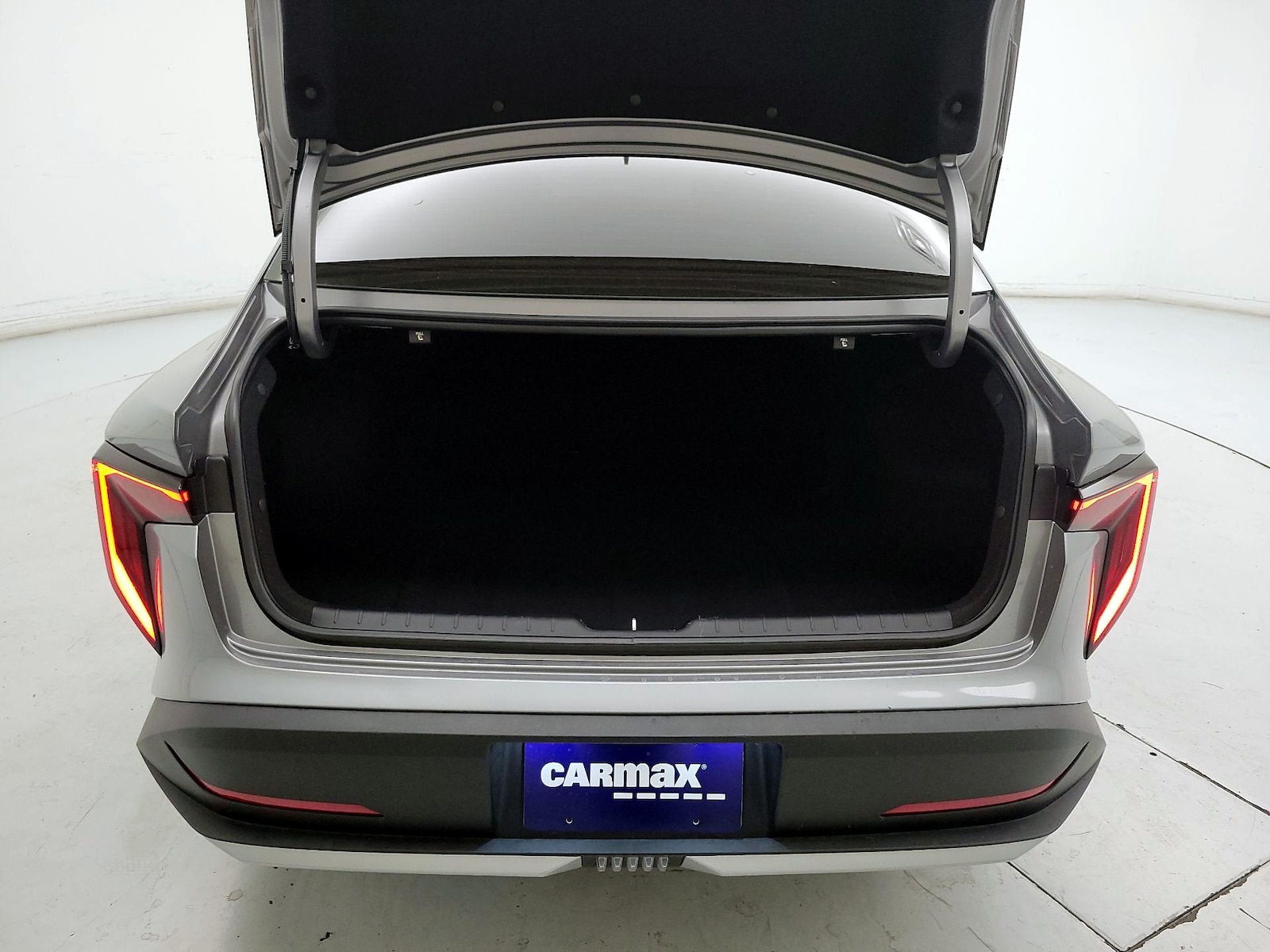 2025 Kia K4 LXS - Photo 21