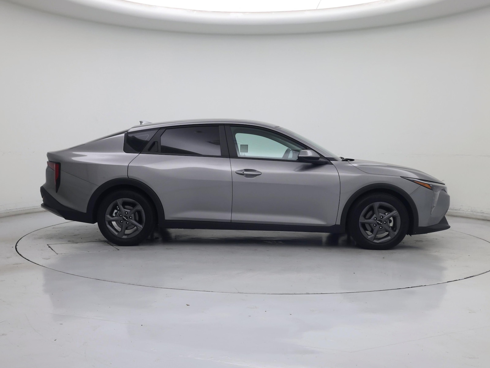 2025 Kia K4 LXS - Photo 8