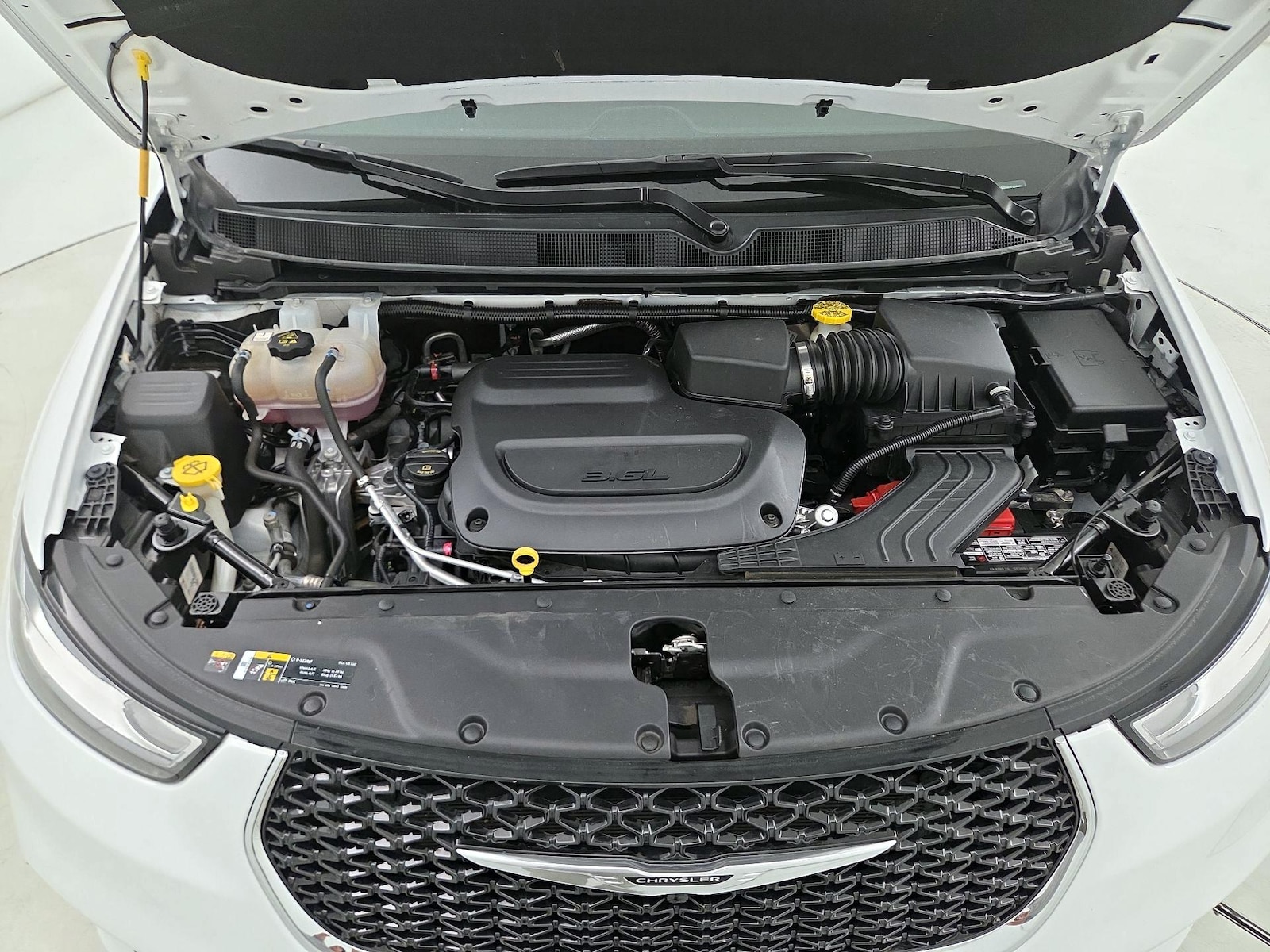 2024 Chrysler Pacifica Touring L - Photo 23