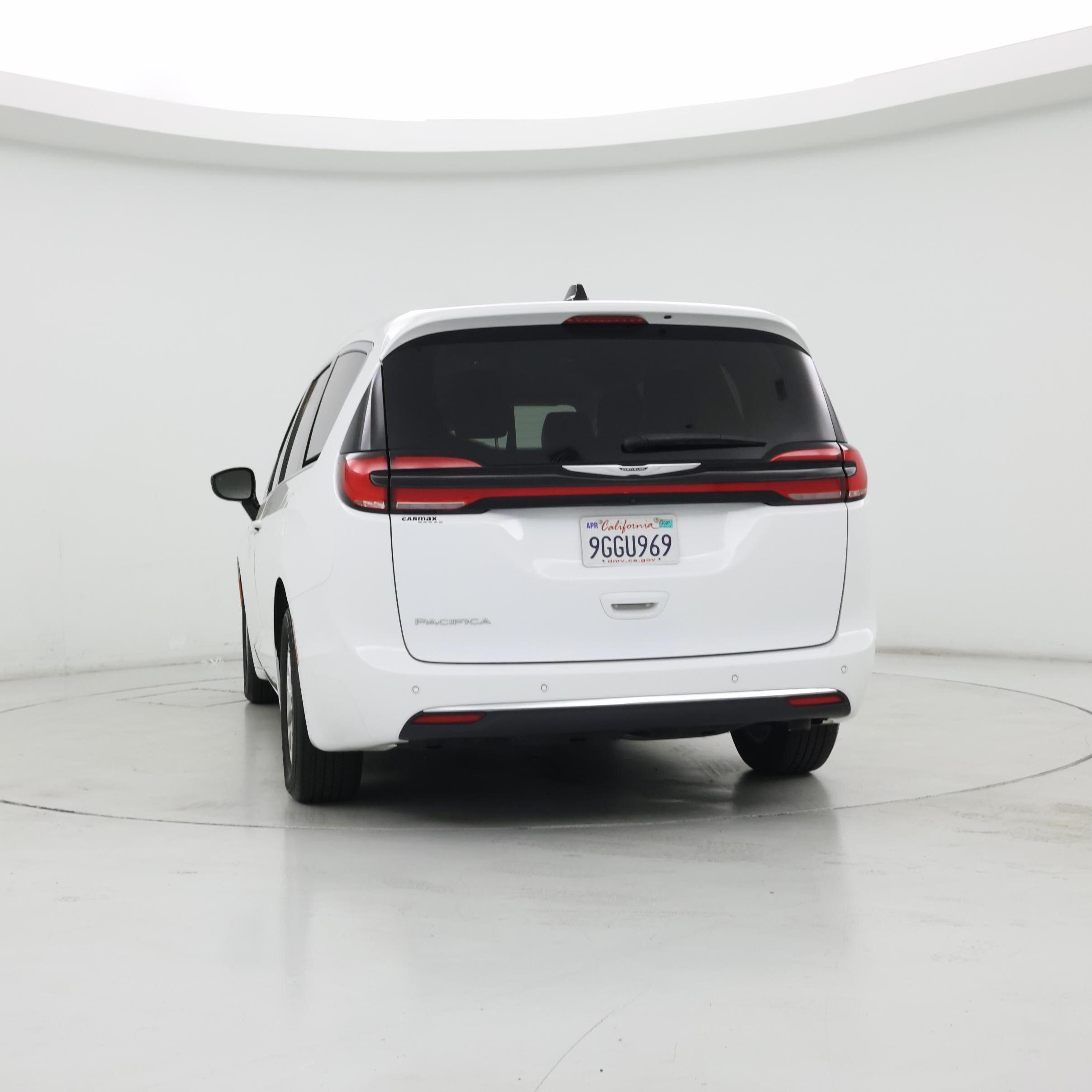 Thumbnail: 2024 Chrysler Pacifica - 6