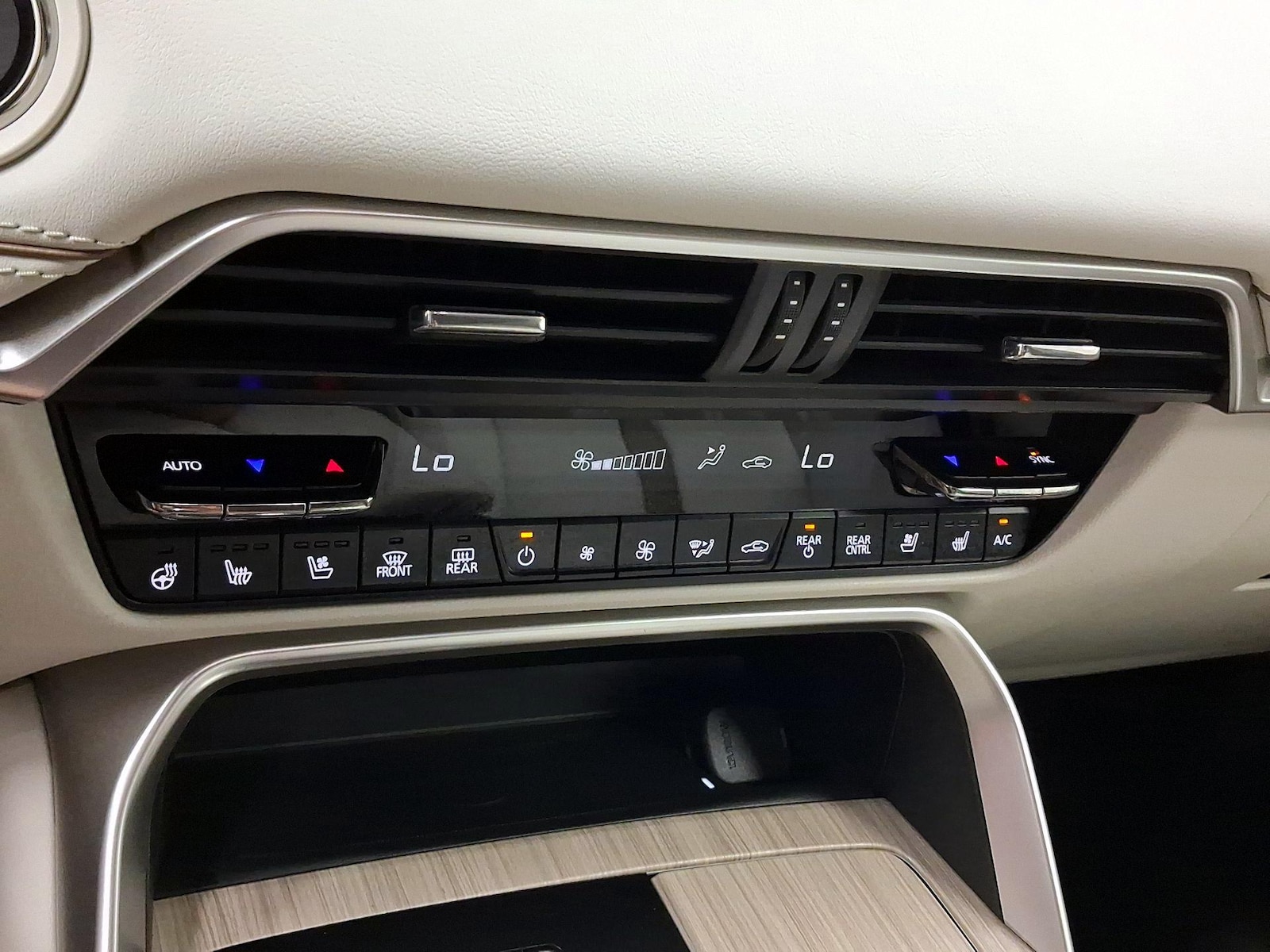 2024 Mazda CX-90 Turbo Premium Plus Package - Photo 16