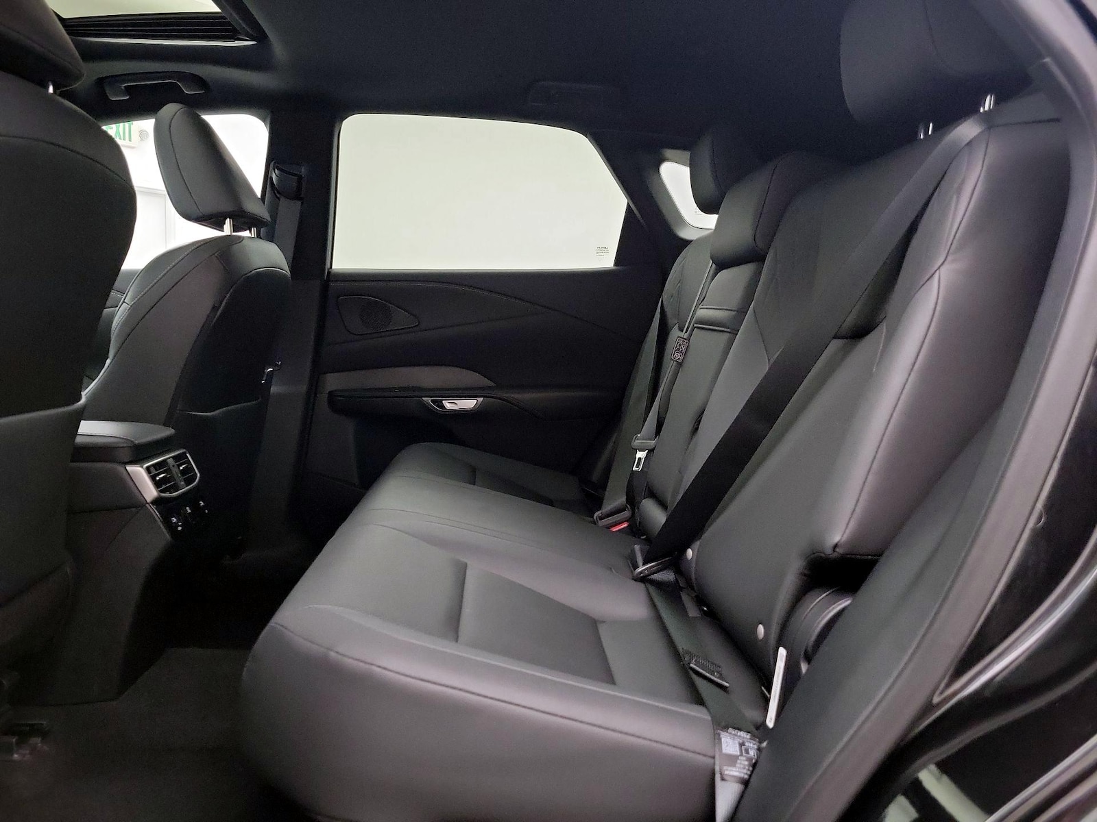 2024 Lexus RX 350 - Photo 21