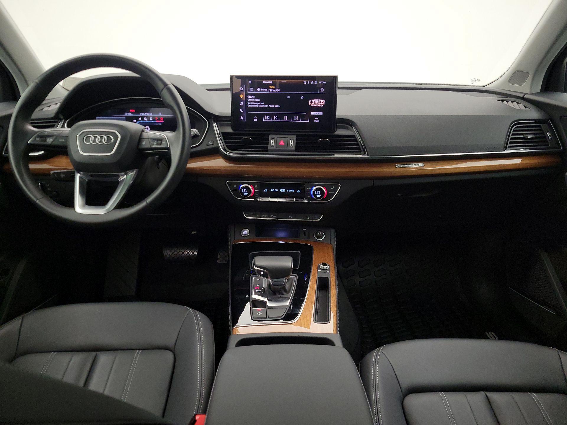 Thumbnail: 2023 Audi Q5 - 9