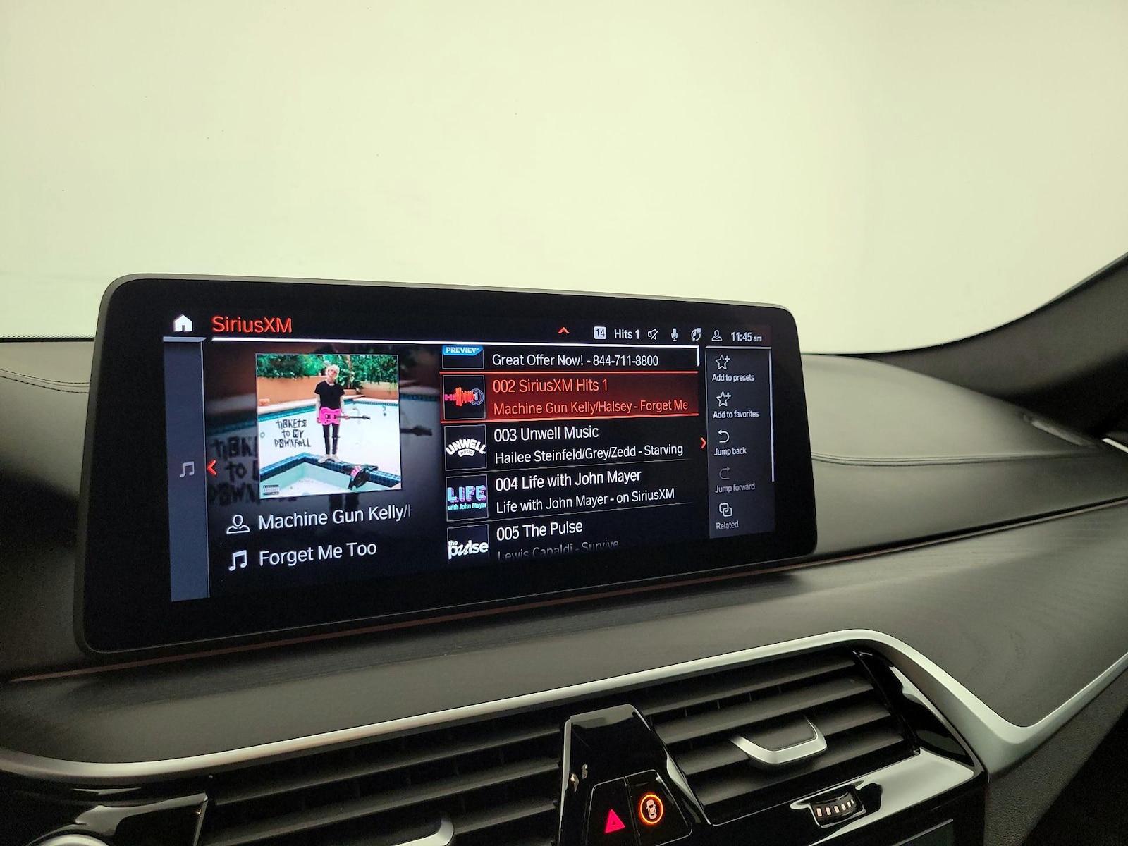 2023 BMW 5 Series M550i - Photo 17