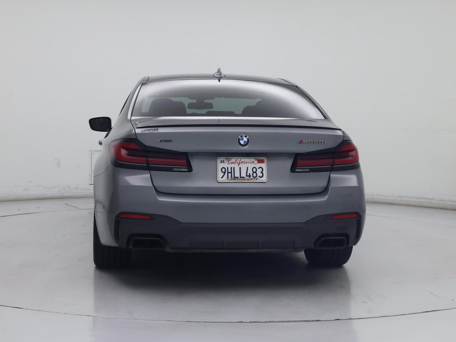 2023 BMW 5 Series M550i - Photo 7