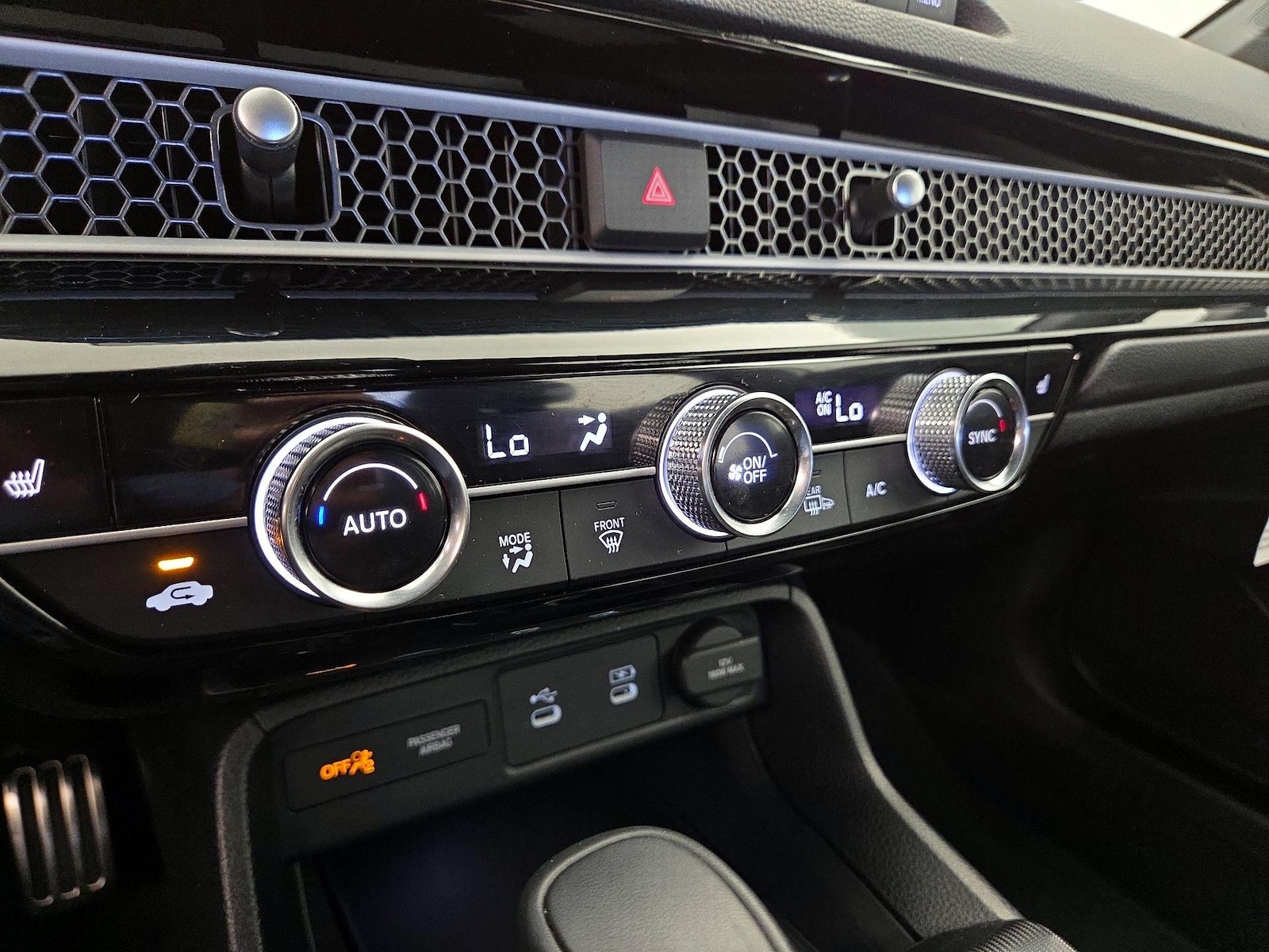 2026 Honda Civic Sport - Photo 17