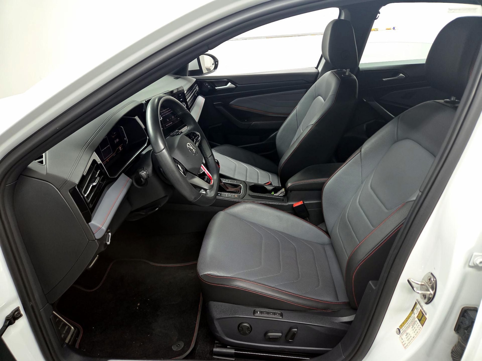 2025 Volkswagen Jetta GLI Autobahn - Photo 10