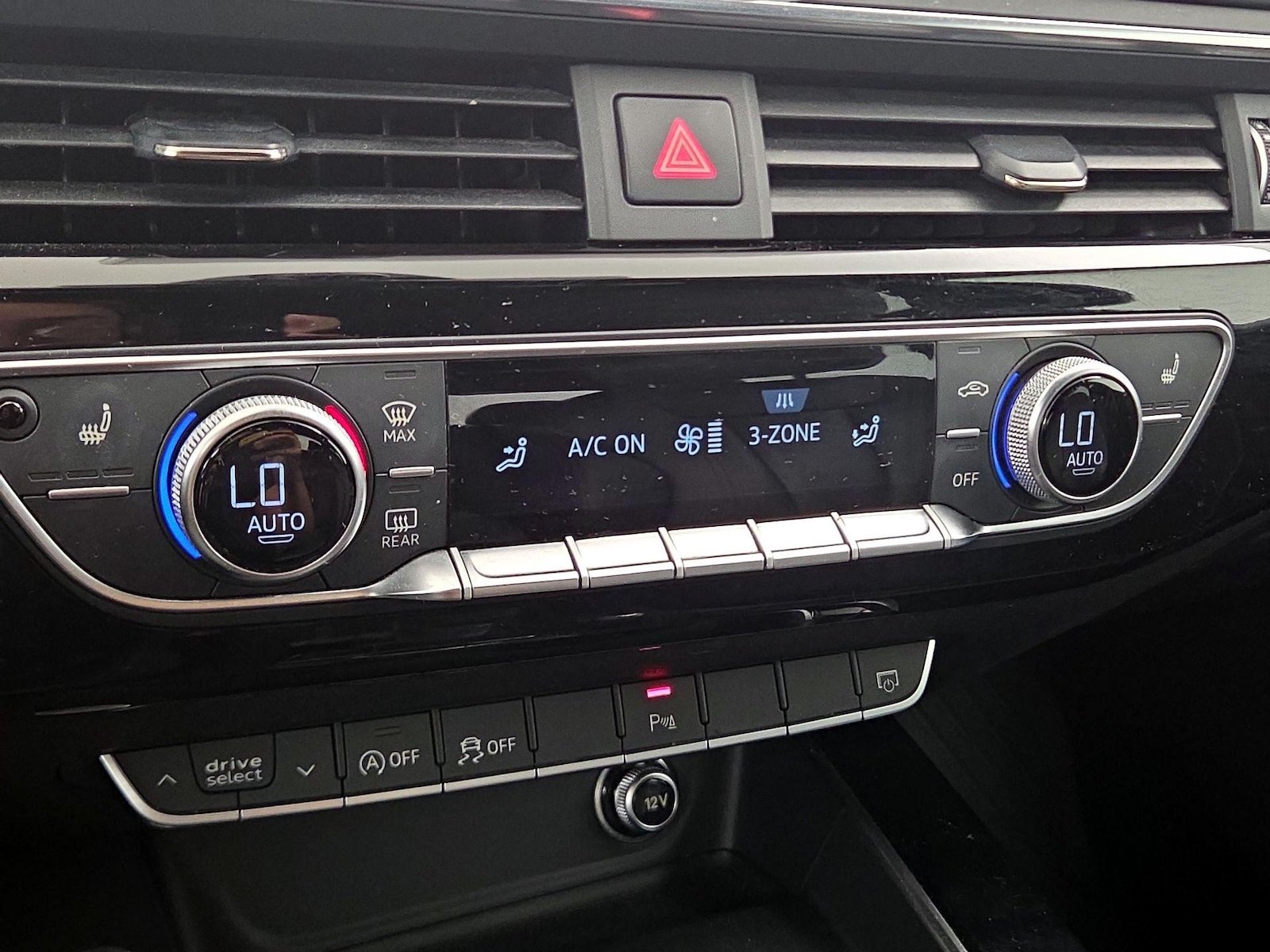 2018 Audi A4 Premium Plus - Photo 18