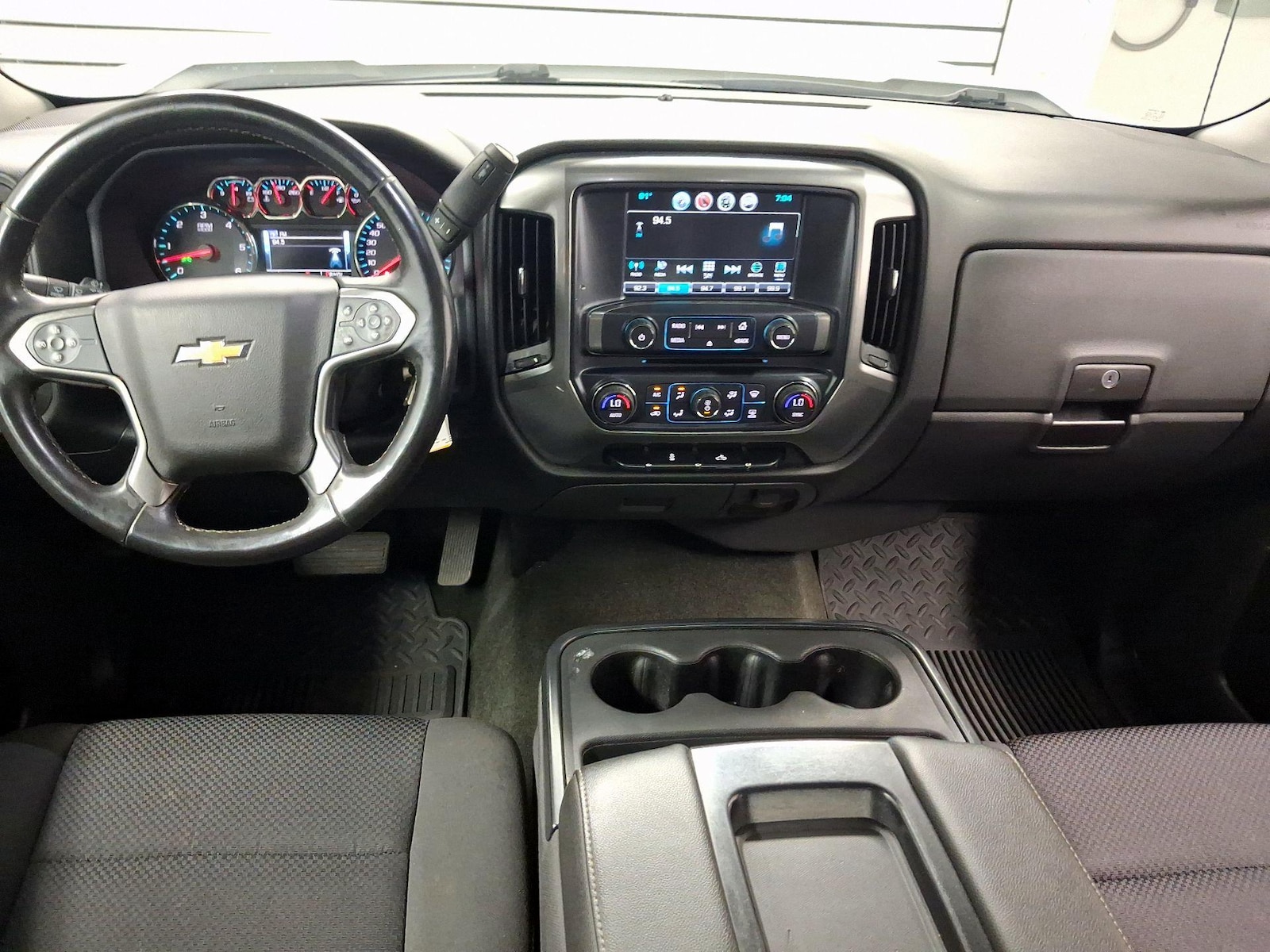 2017 Chevrolet Silverado 1500 LT - Photo 10