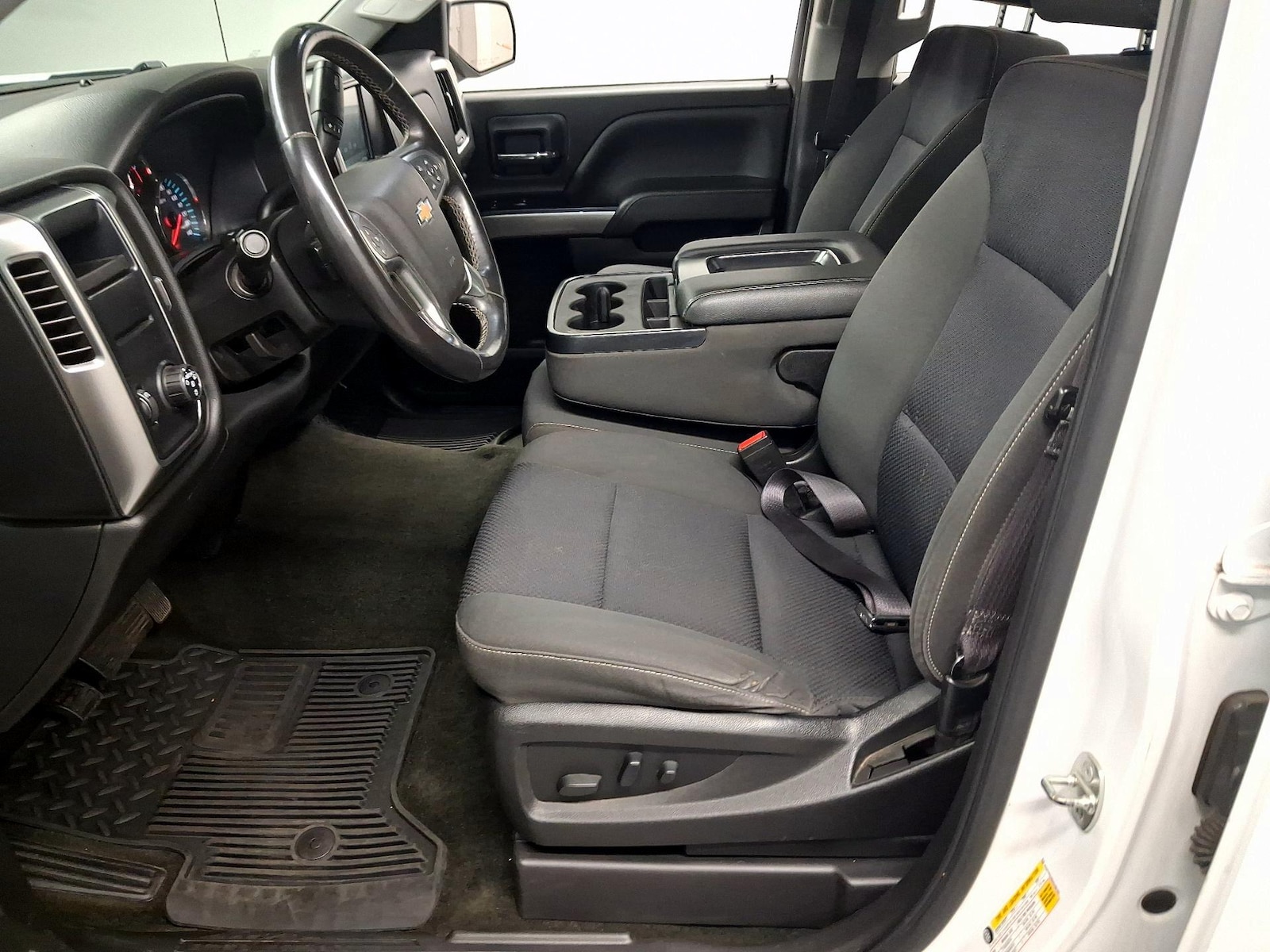 2017 Chevrolet Silverado 1500 LT - Photo 12