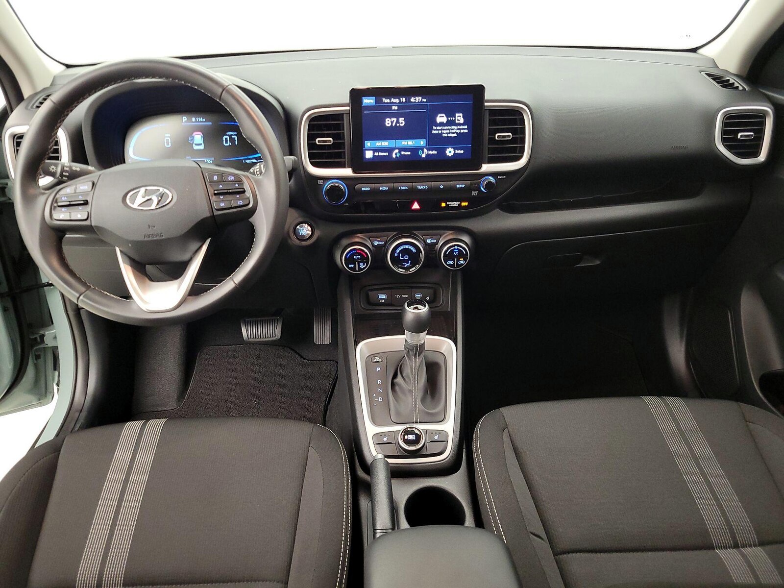 Apple CarPlay® & Android Auto™