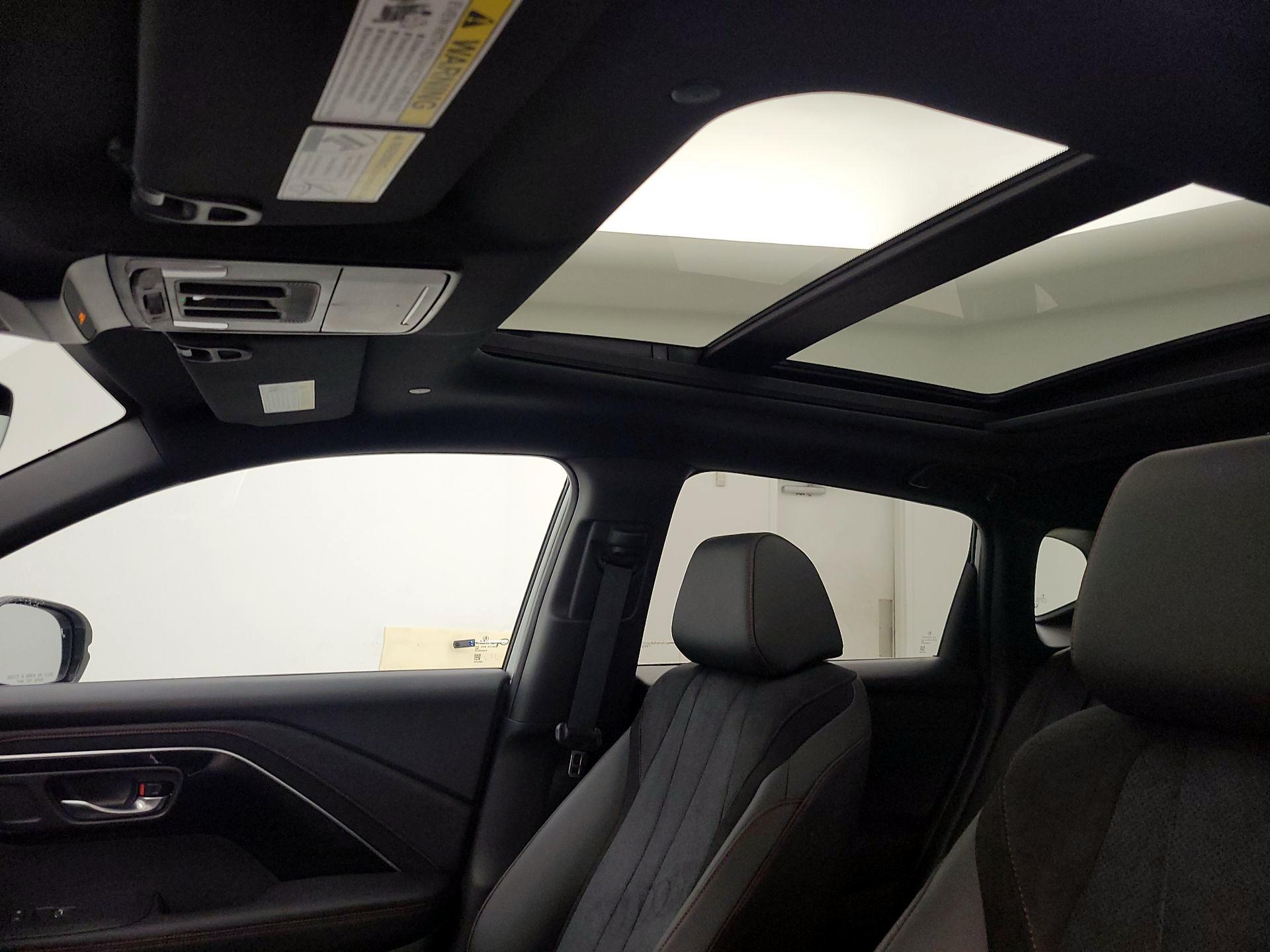 Thumbnail: 2025 Acura ADX - 18