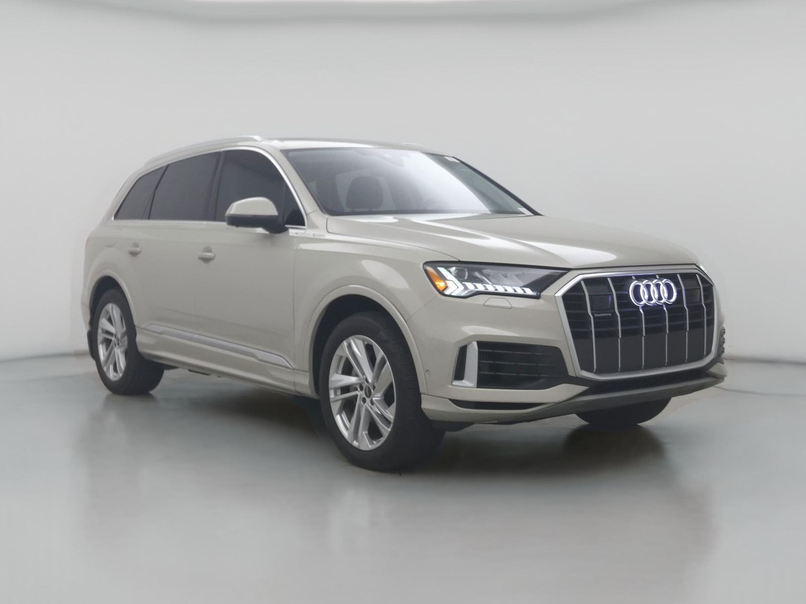 2023 Audi Q7 Premium Plus