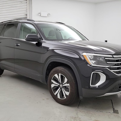 2025 Volkswagen Atlas SE