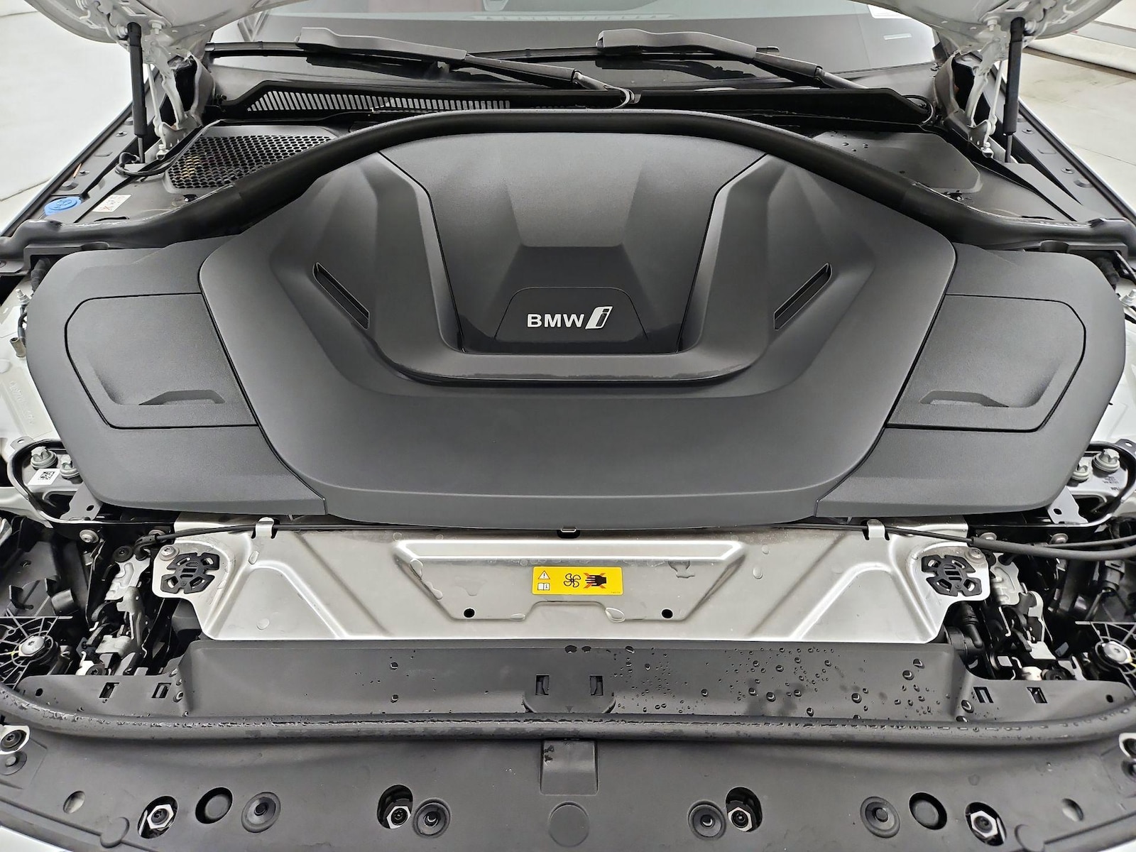2023 BMW i4 40 - Photo 24