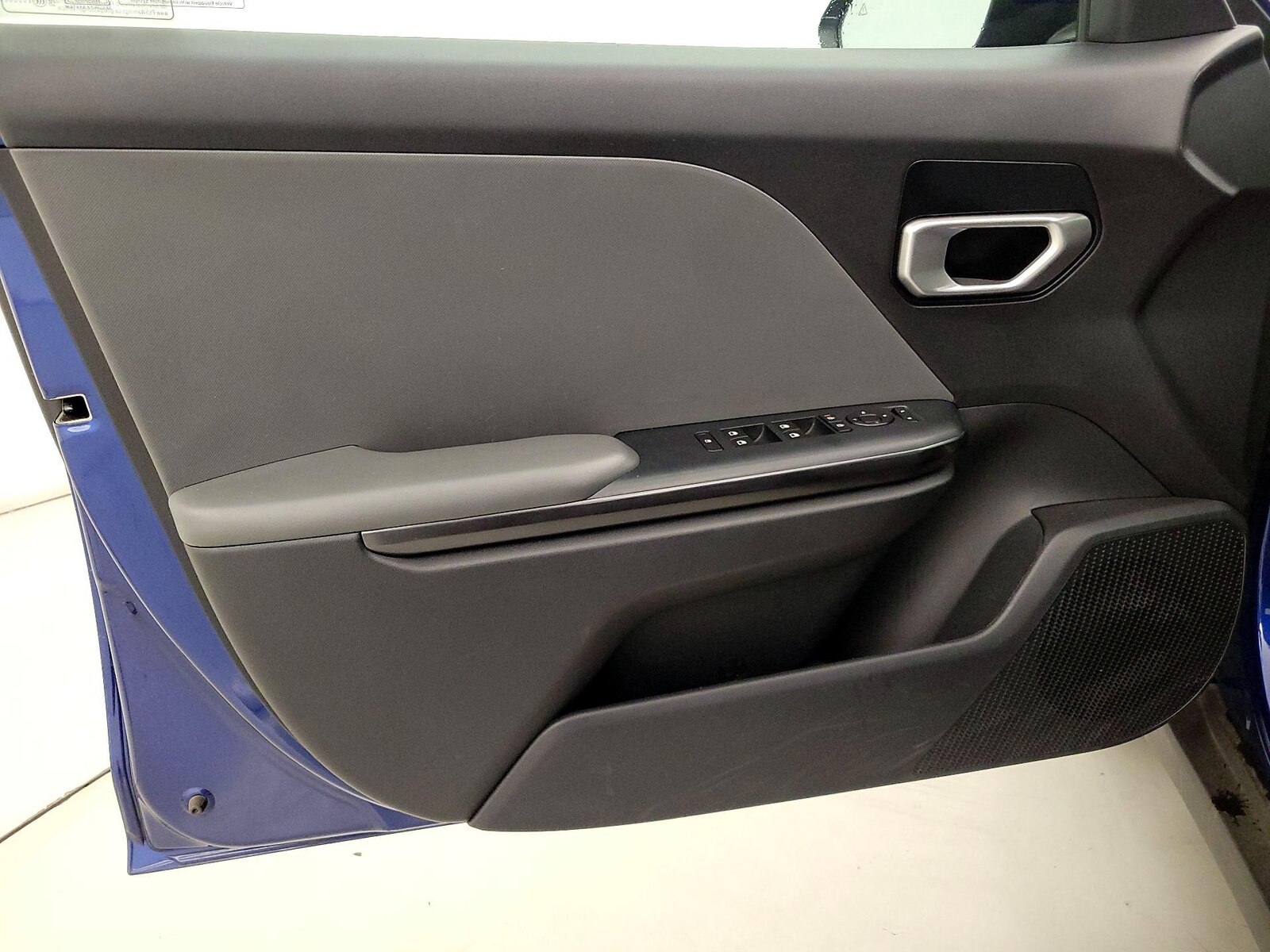 2025 Kia K4 LXS - Photo 13
