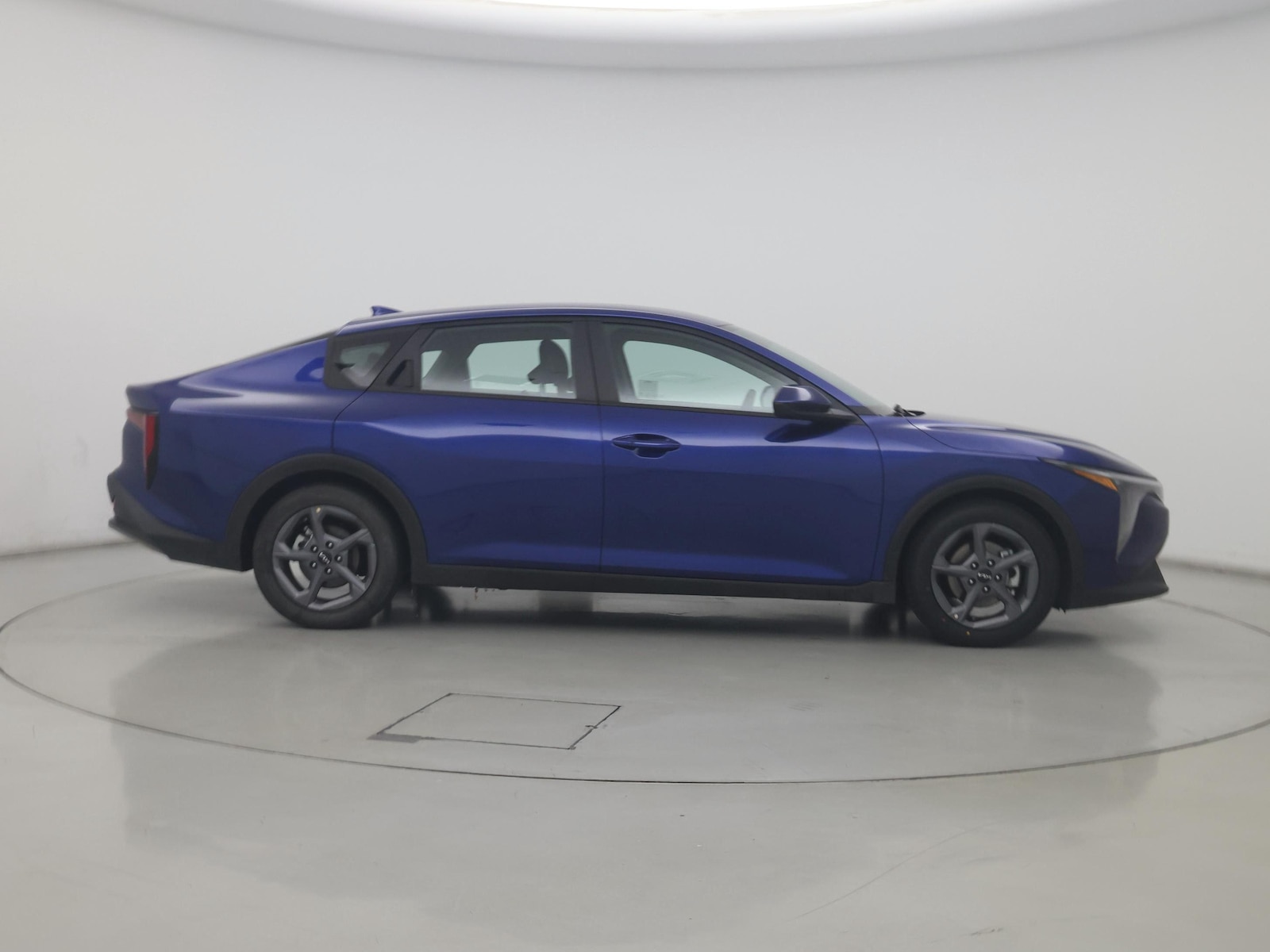 2025 Kia K4 LXS - Photo 8