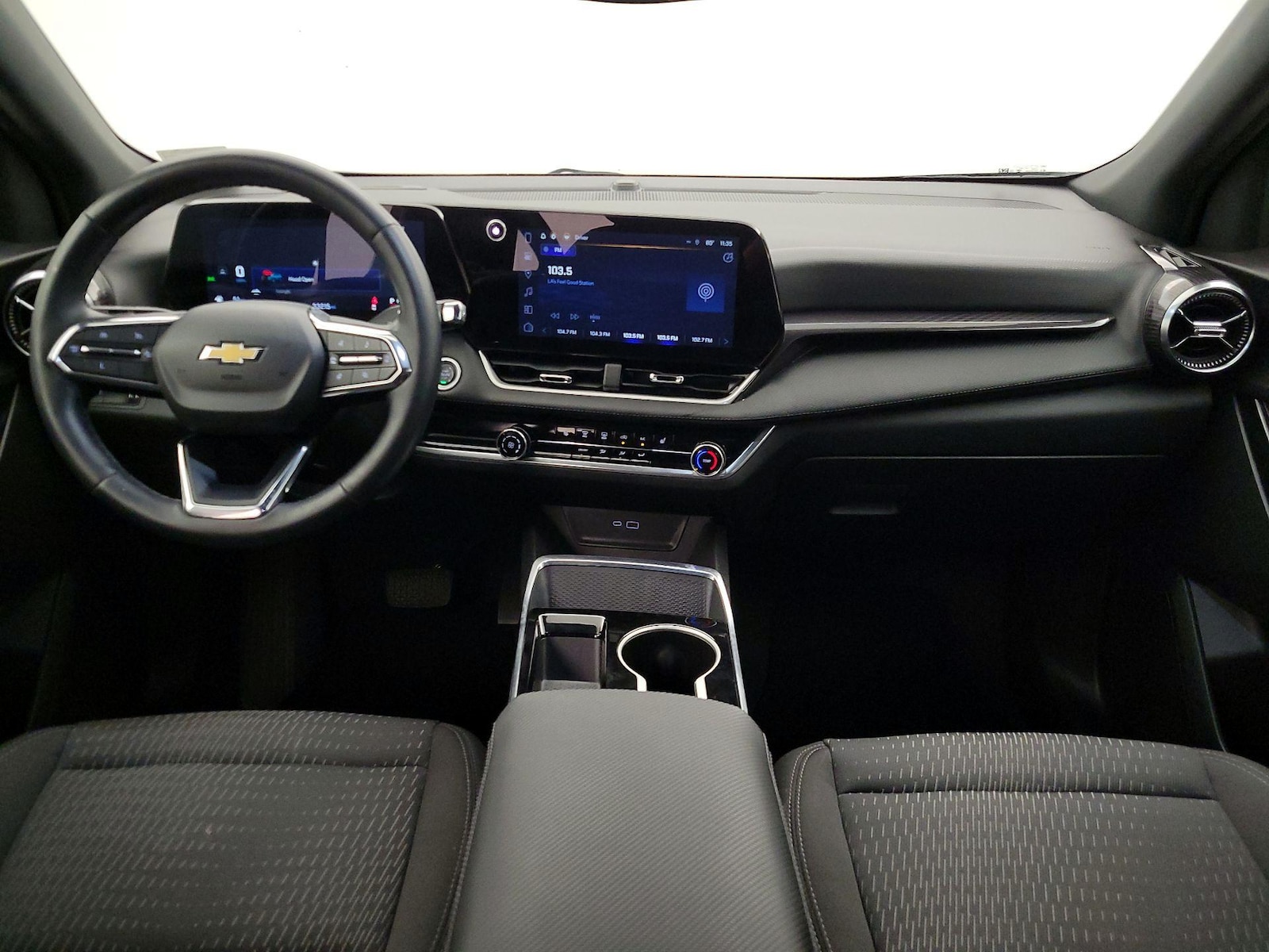 2025 Chevrolet Equinox LT - Photo 10