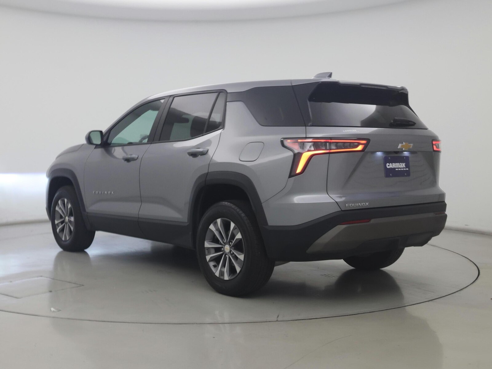 2025 Chevrolet Equinox LT - Photo 3