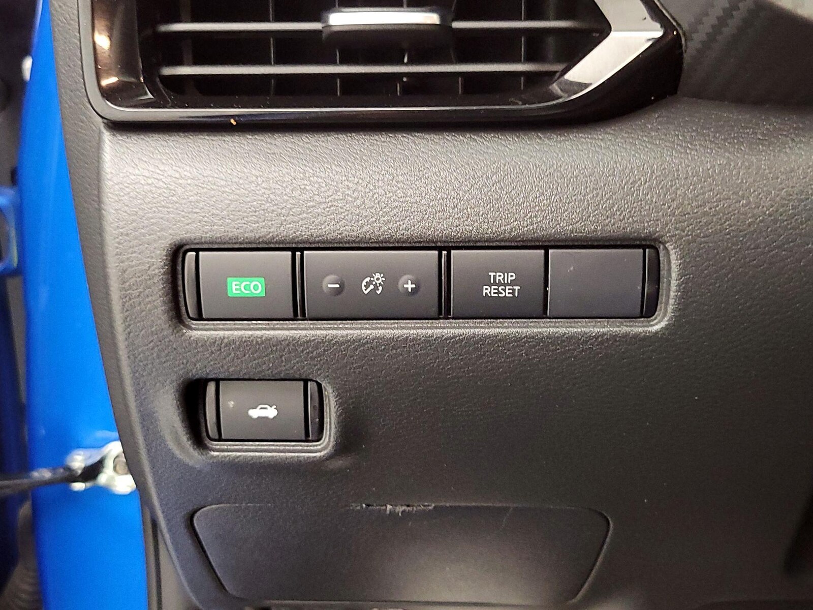 2025 Nissan Sentra SV - Photo 14