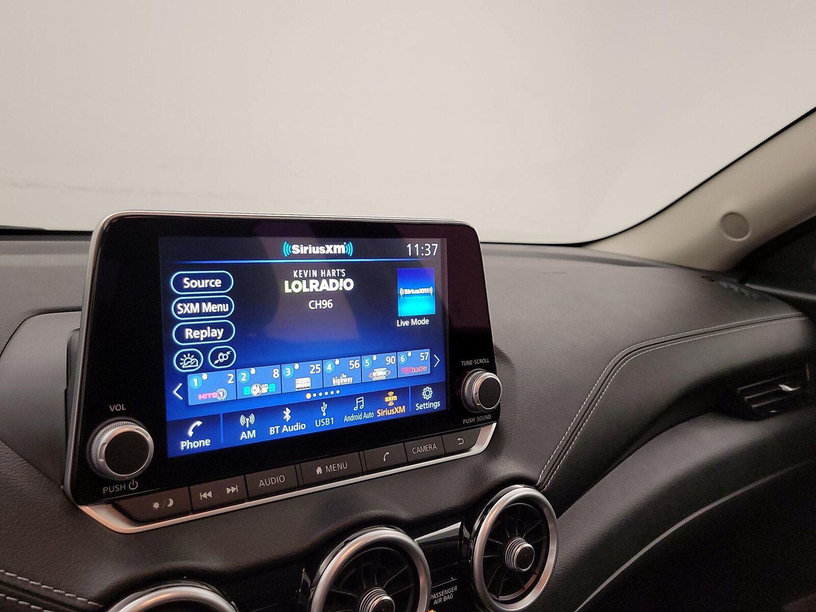 2025 Nissan Sentra SV - Photo 16