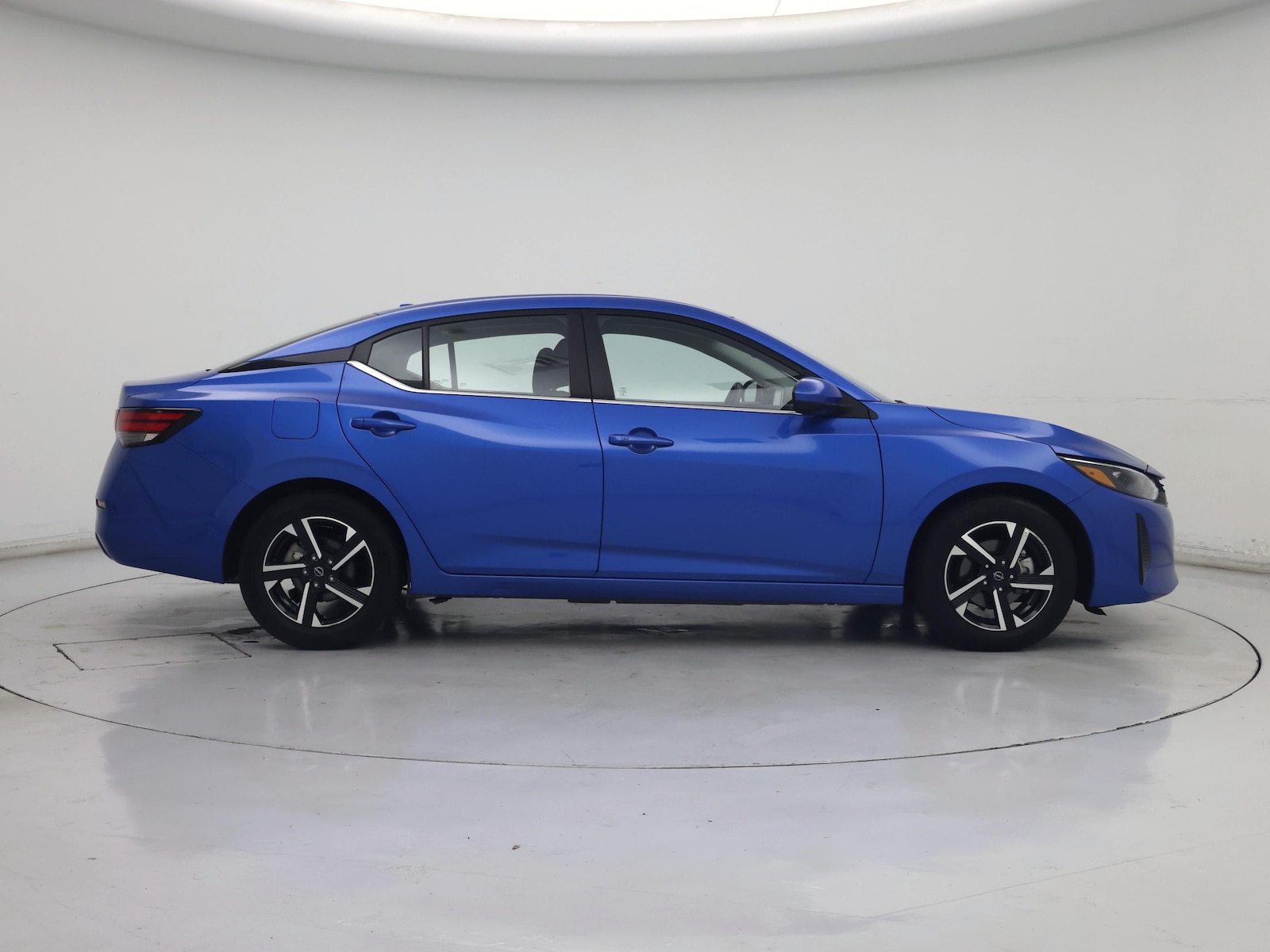 2025 Nissan Sentra SV - Photo 8
