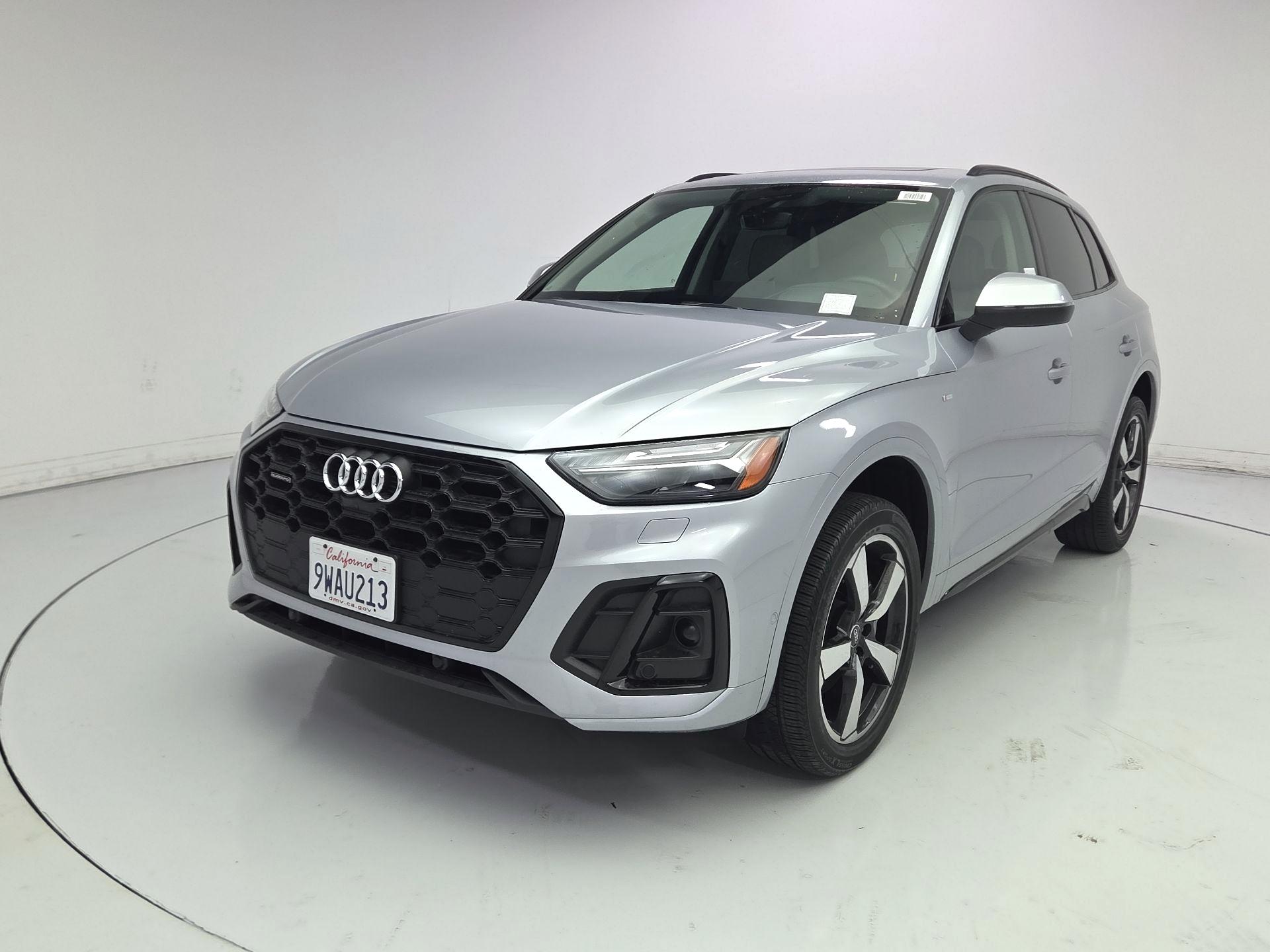 Thumbnail: 2022 Audi Q5 - 3