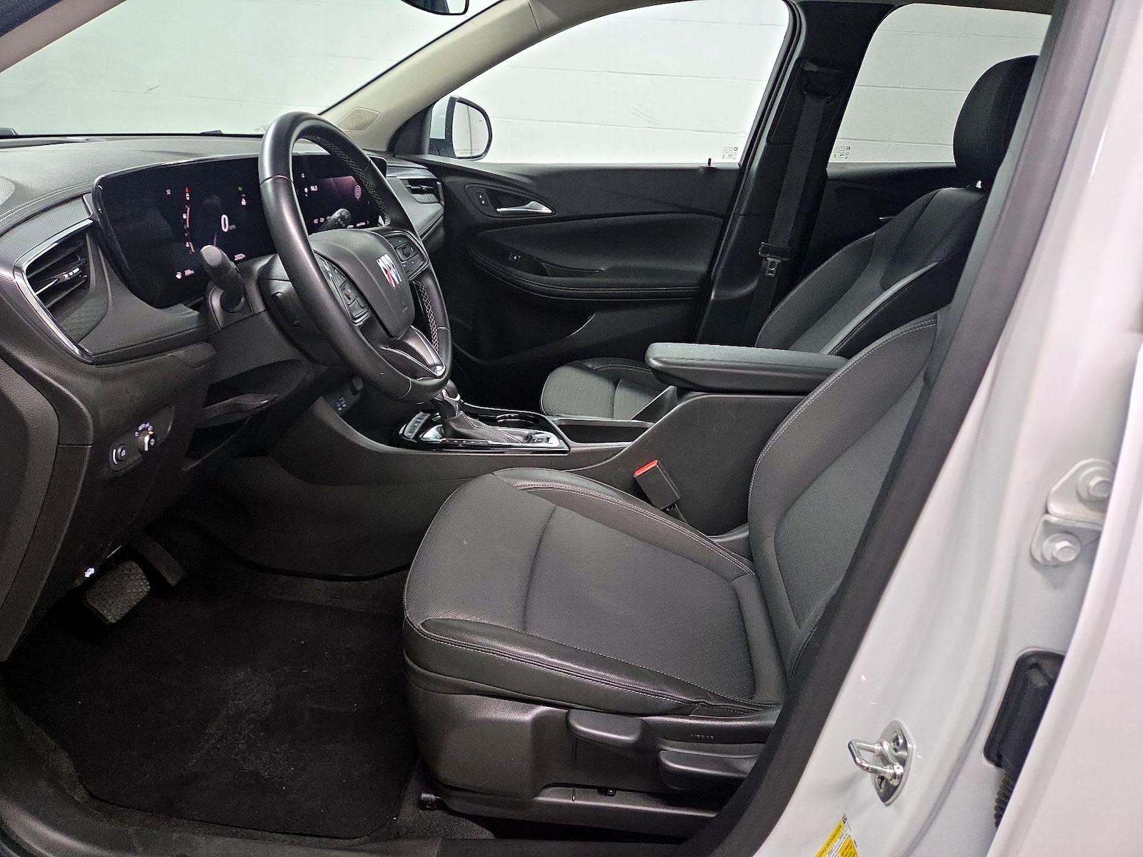 2025 Buick Encore GX Preferred - Photo 12