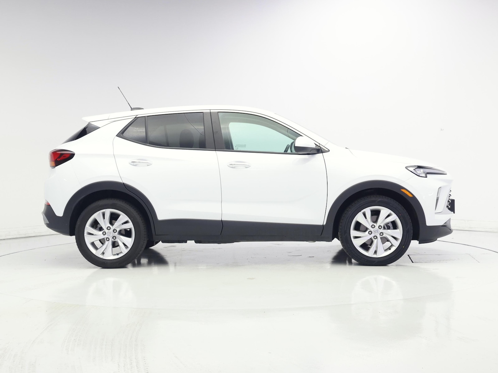 2025 Buick Encore GX Preferred - Photo 8