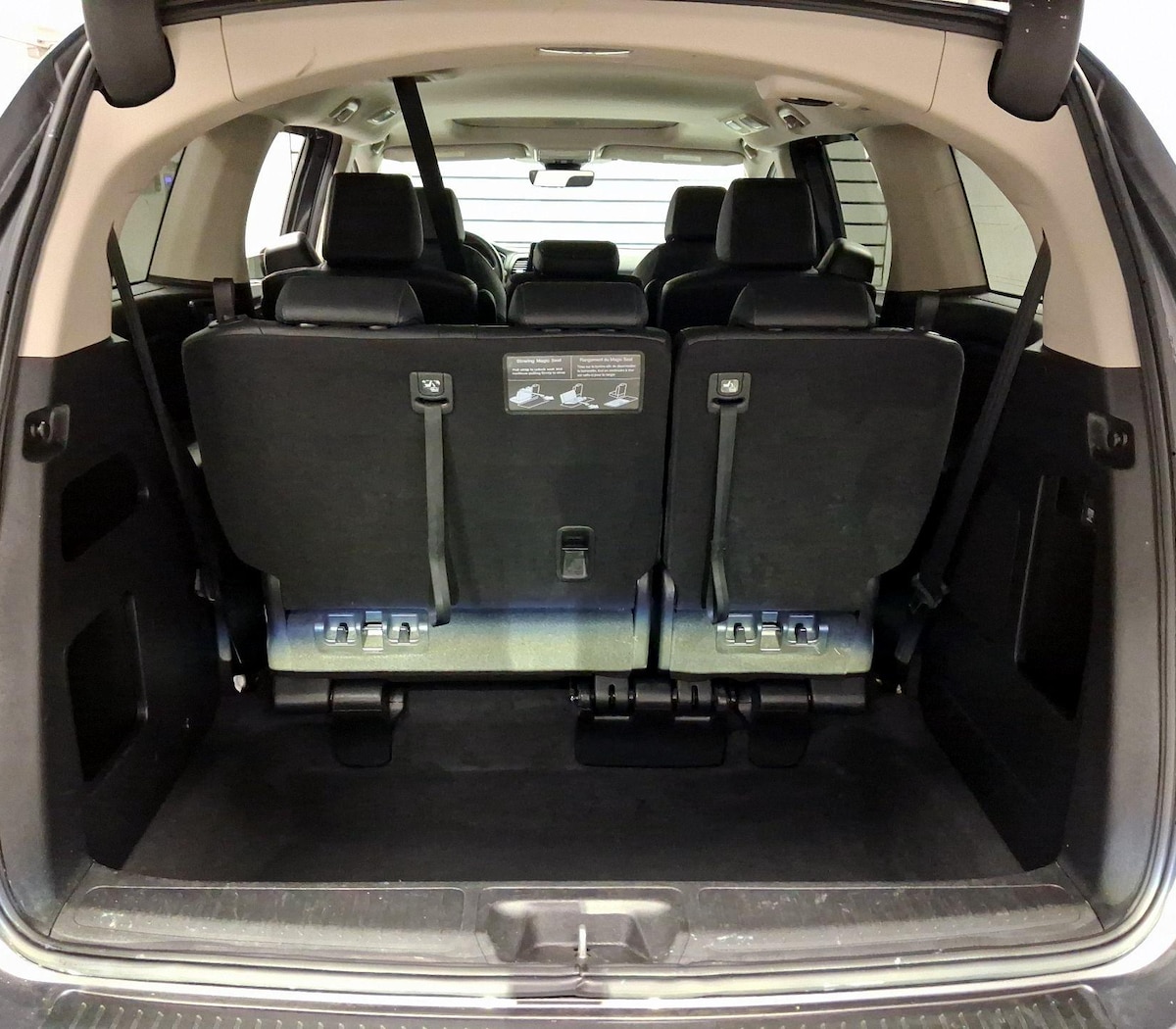 Trunk/Cargo (Seats Up)