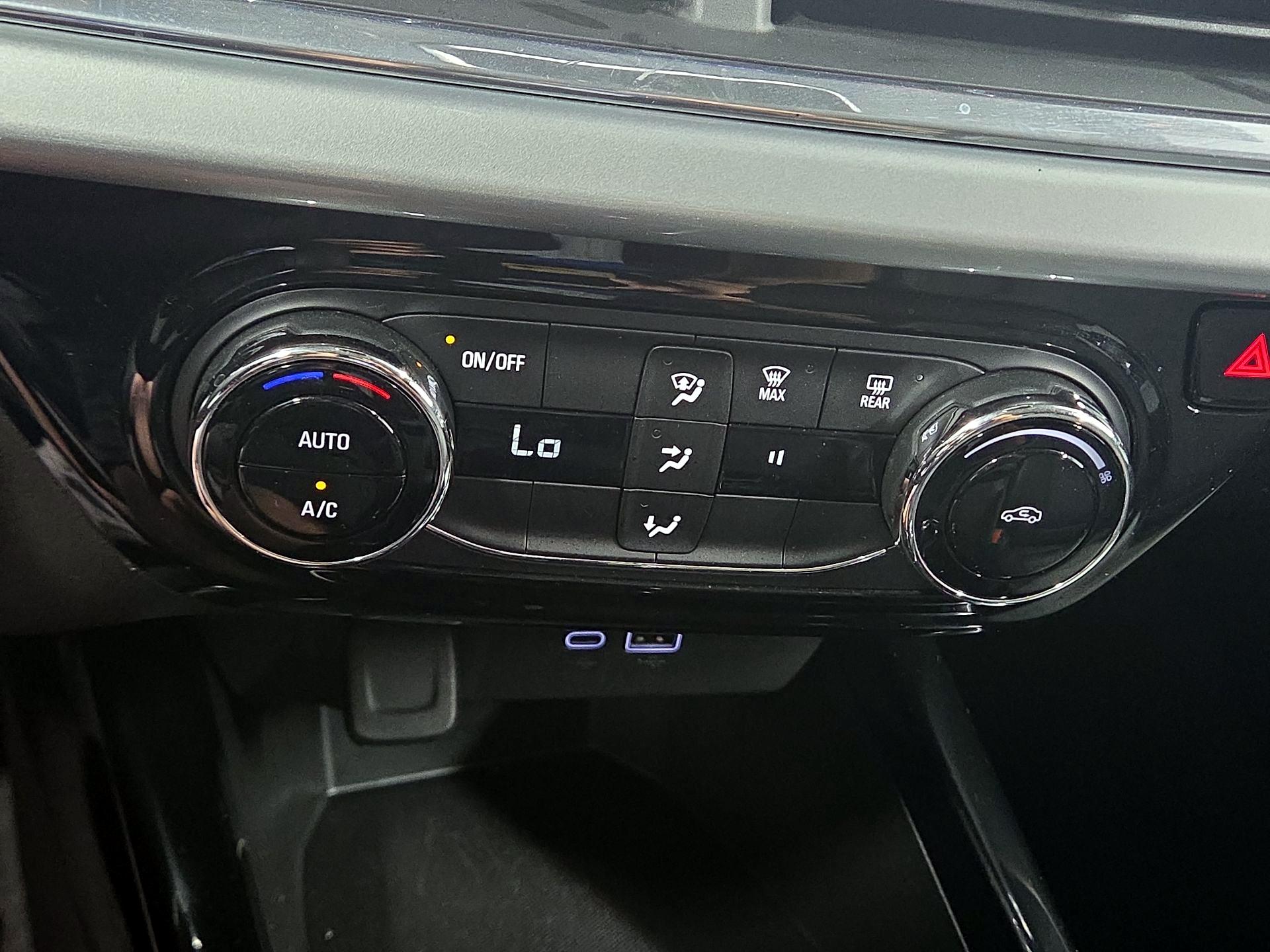 Thumbnail: 2025 Chevrolet Trax - 15