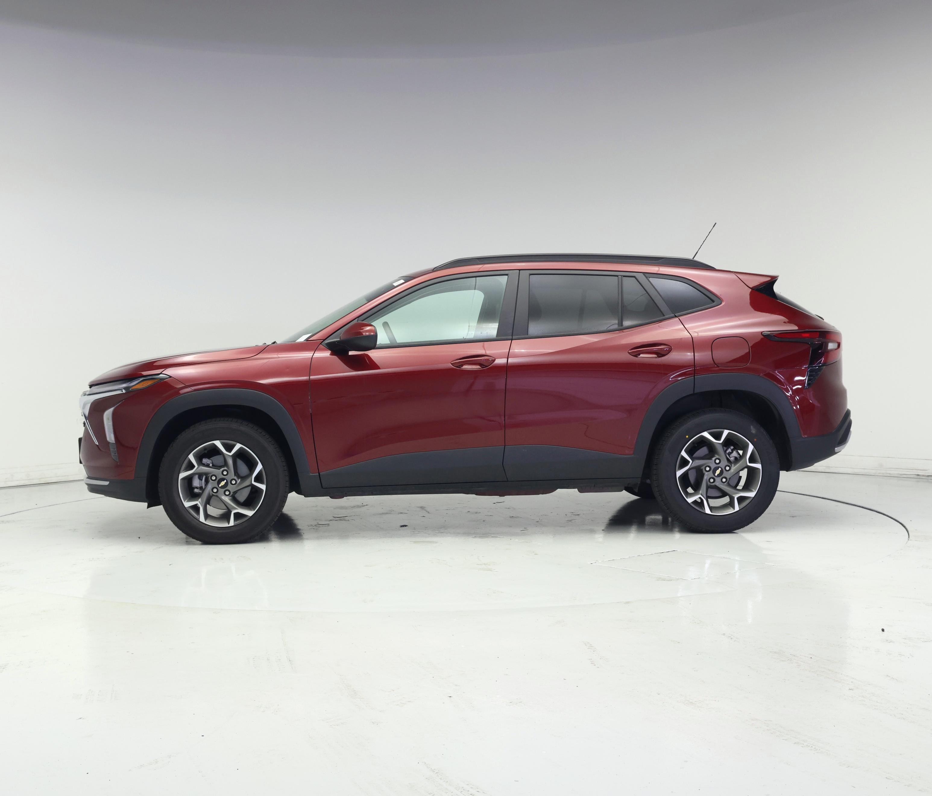 Thumbnail: 2025 Chevrolet Trax - 3