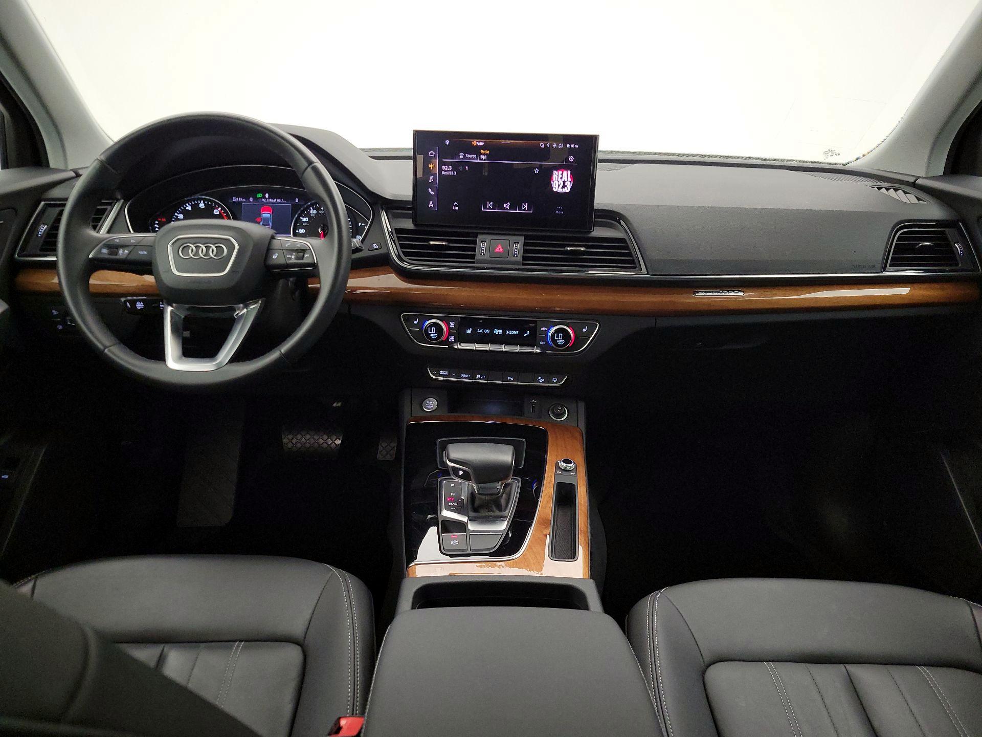 Thumbnail: 2023 Audi Q5 - 9