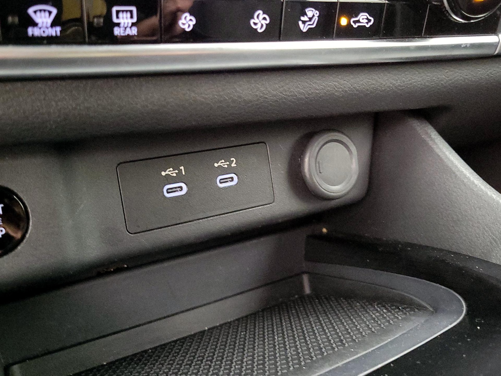 2025 Nissan Rogue SV - Photo 19
