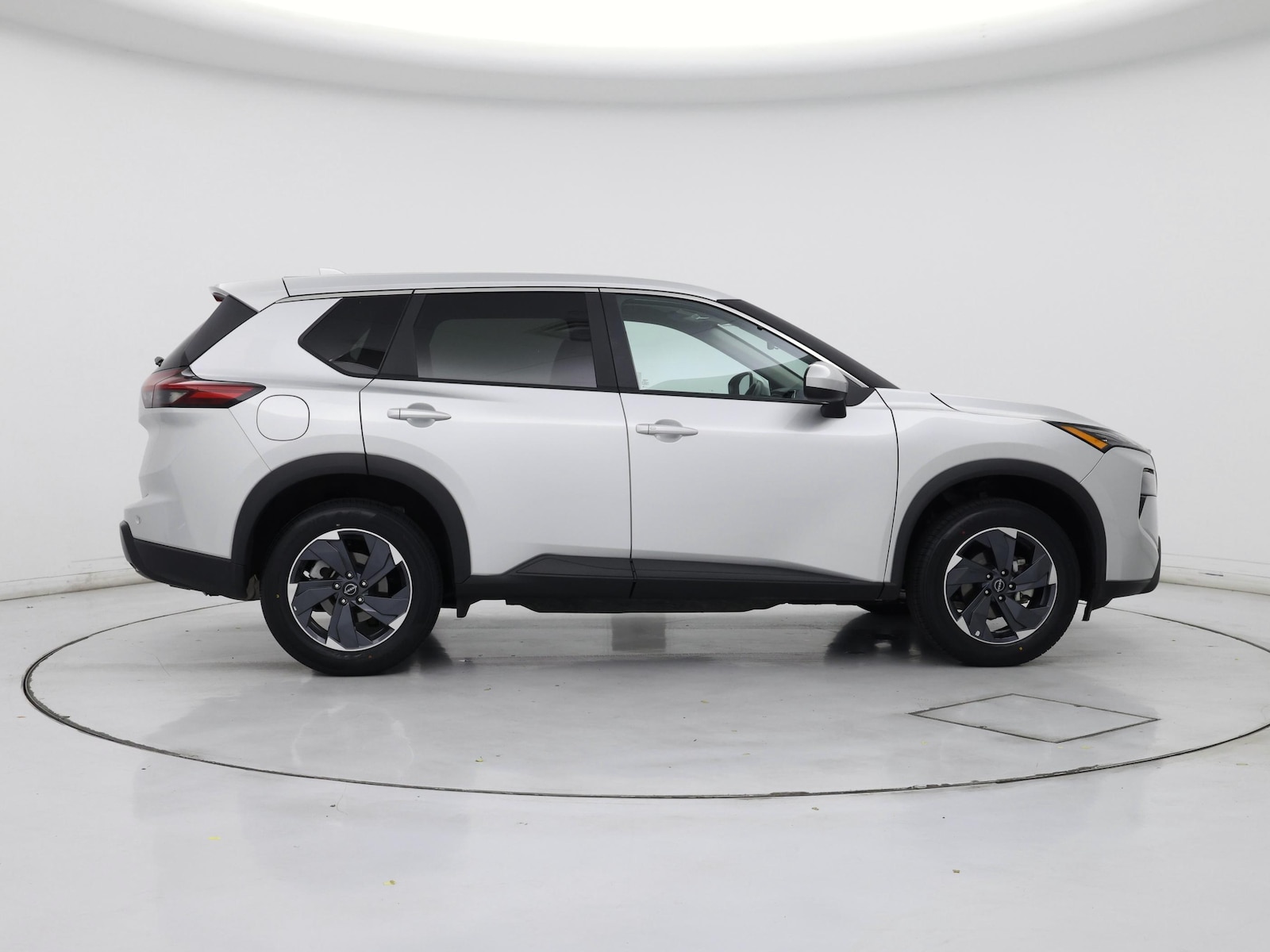 2025 Nissan Rogue SV - Photo 8