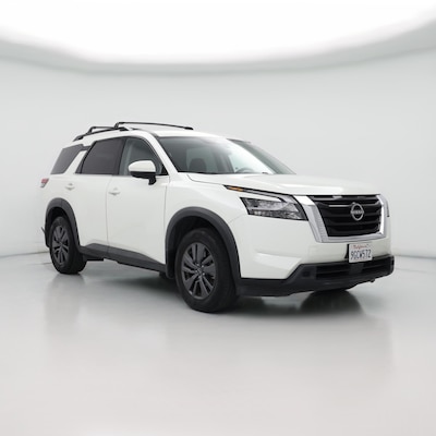 2023 Nissan Pathfinder SV